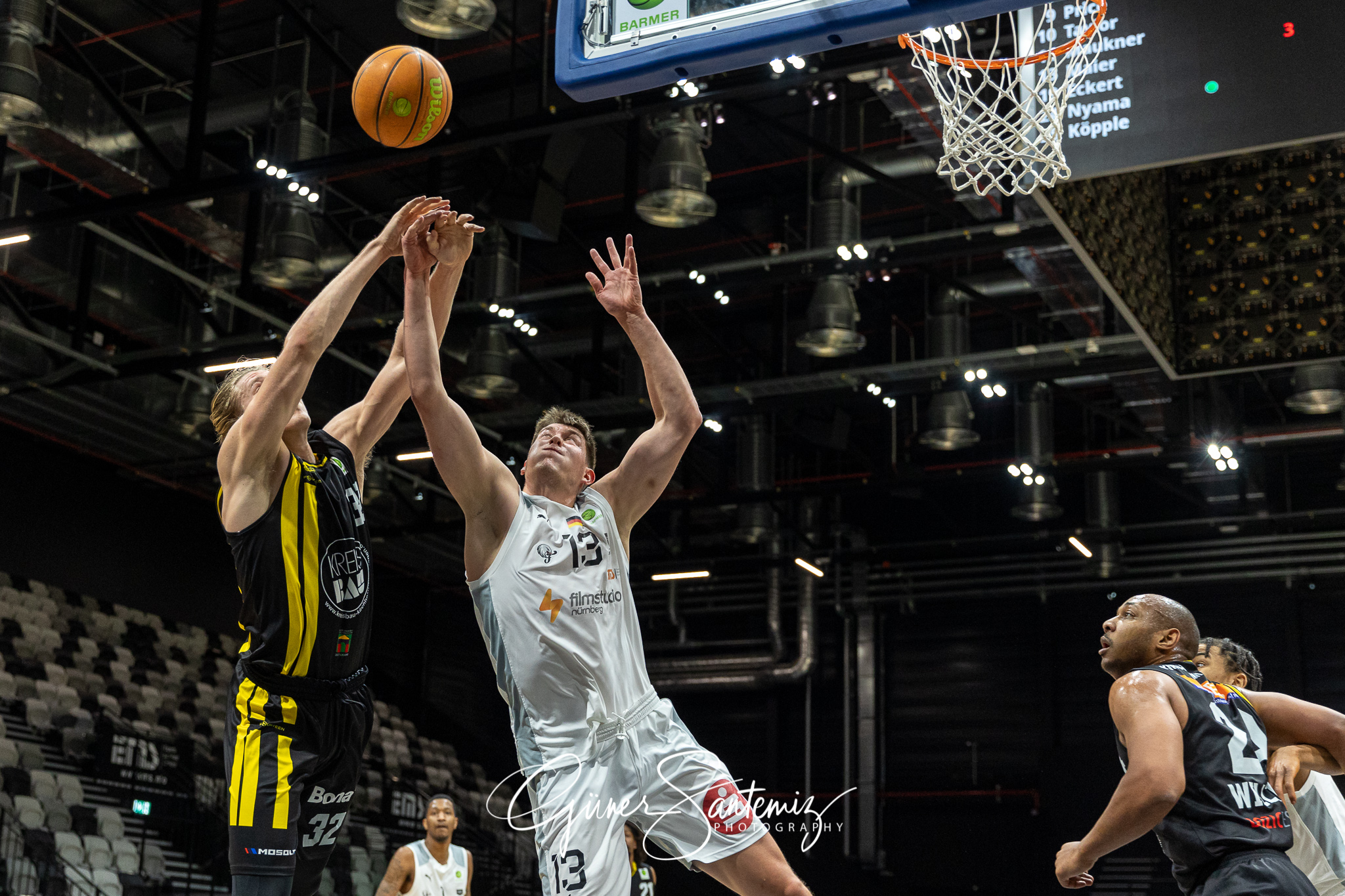 Nuernberg Falcons BC vs. VfL Kirchheim Knights - Basketball - 2.