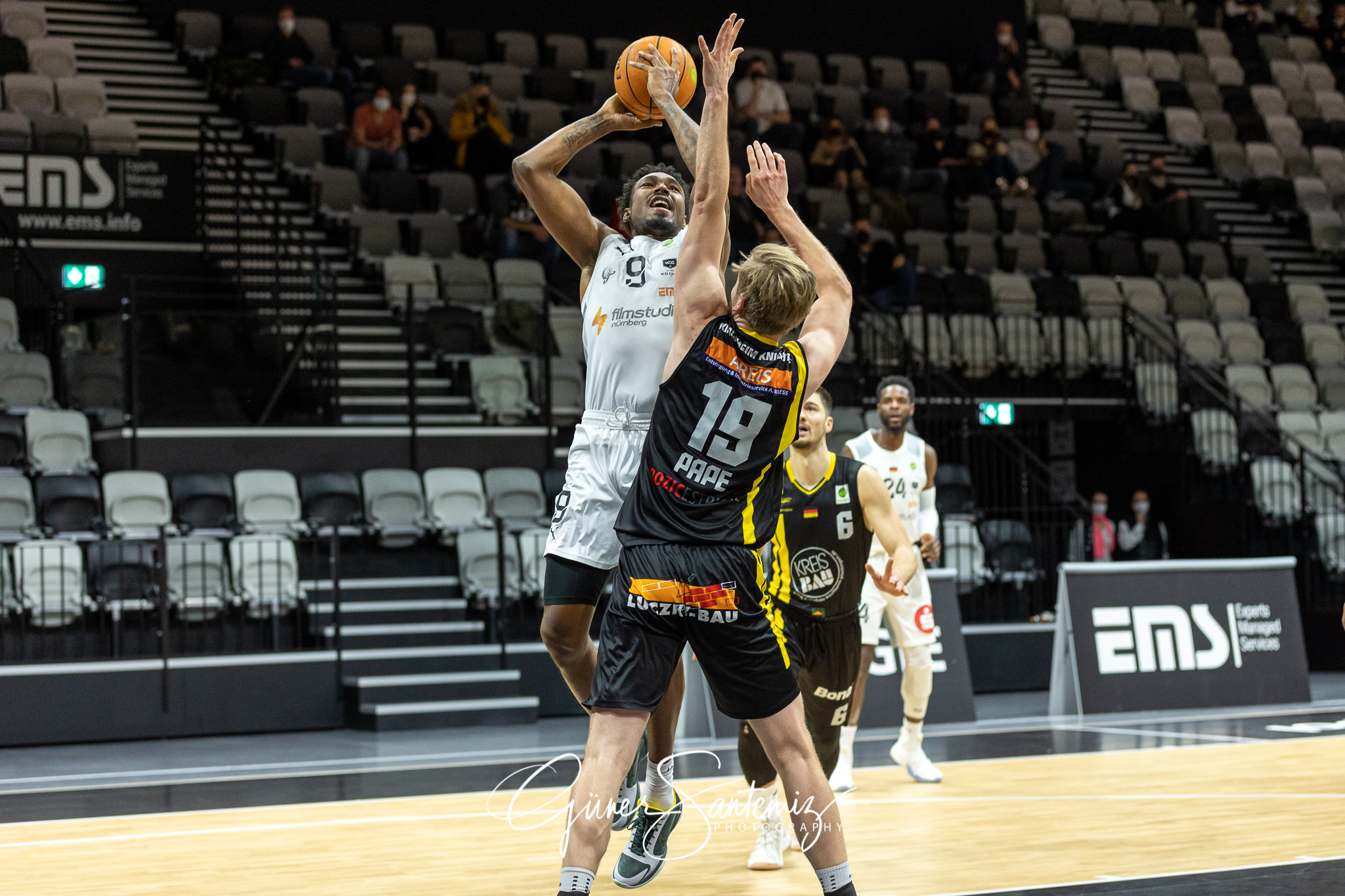 Nuernberg Falcons BC vs. VfL Kirchheim Knights - Basketball - 2.
