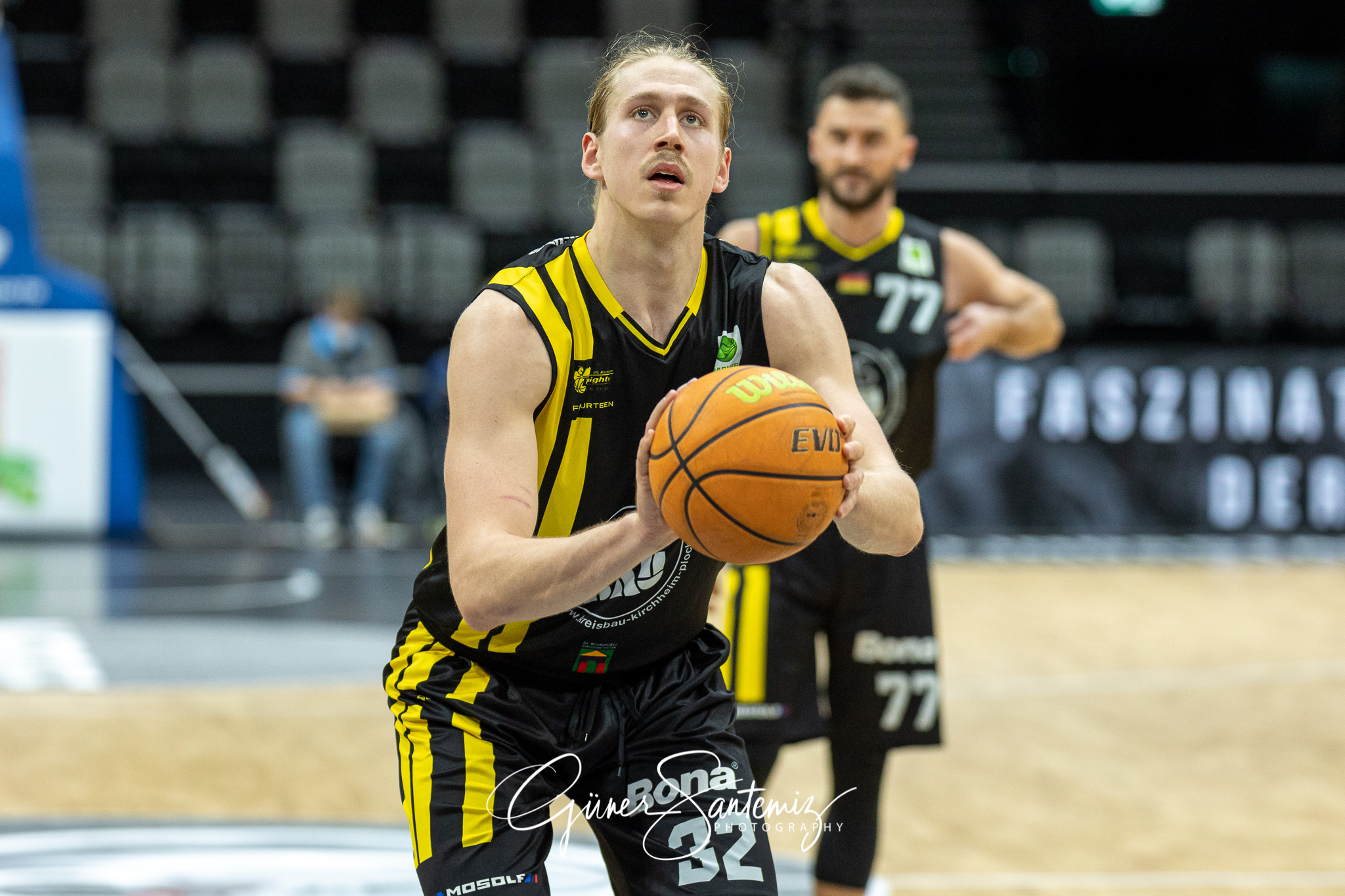 Nuernberg Falcons BC vs. VfL Kirchheim Knights - Basketball - 2.