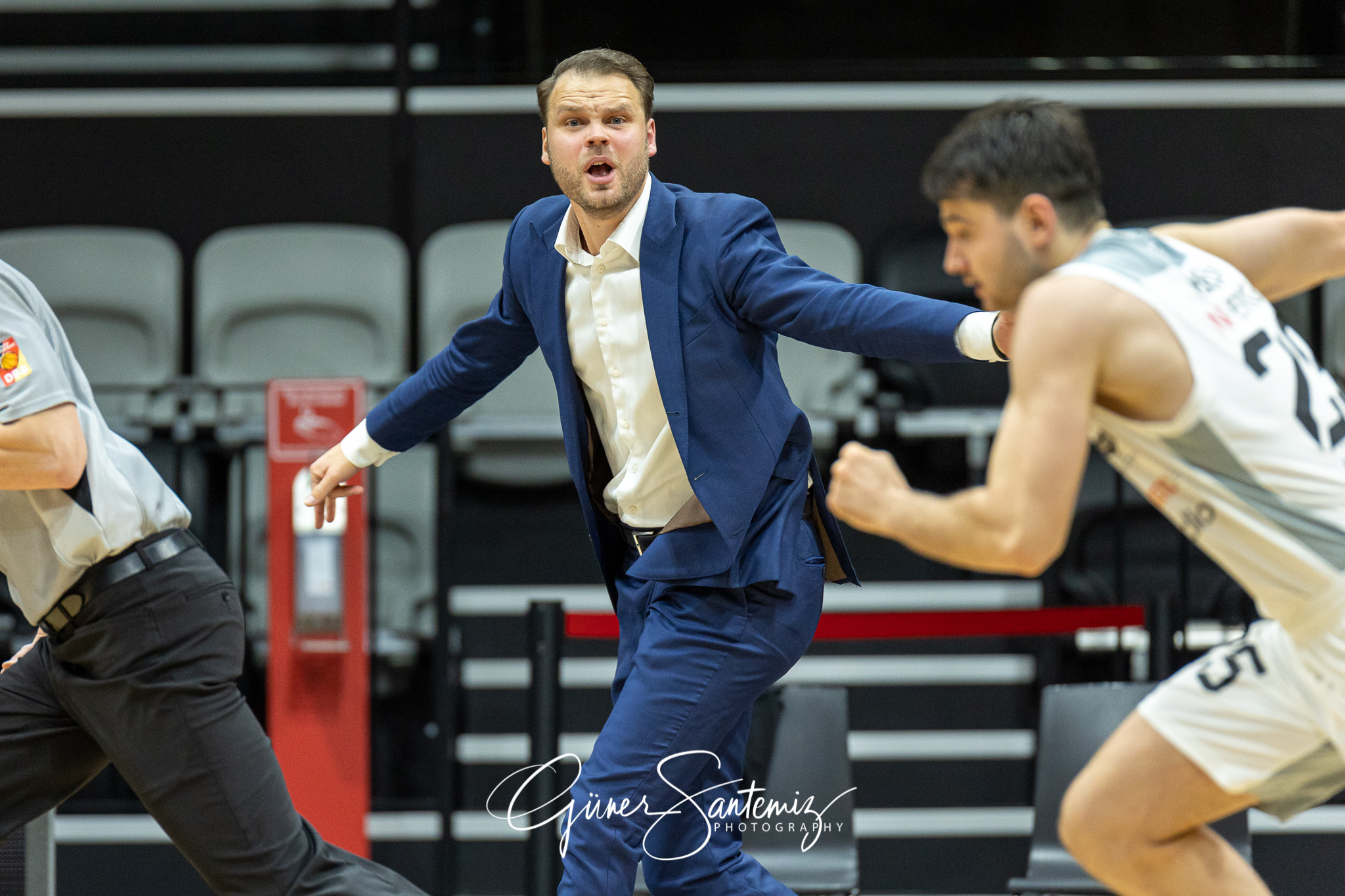 Nuernberg Falcons BC vs. VfL Kirchheim Knights - Basketball - 2.