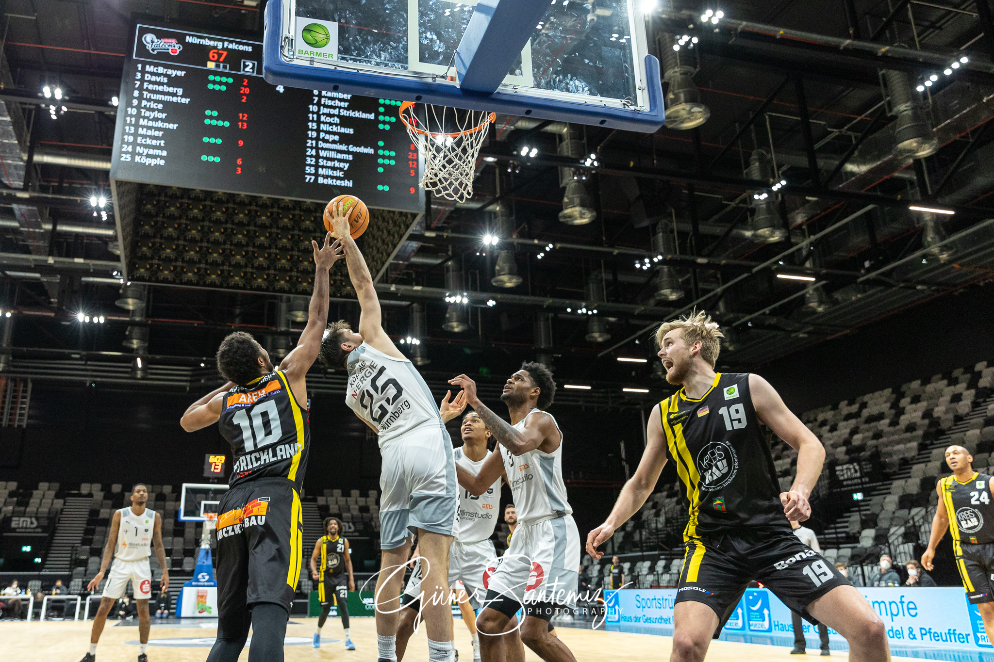 Nuernberg Falcons BC vs. VfL Kirchheim Knights - Basketball - 2.
