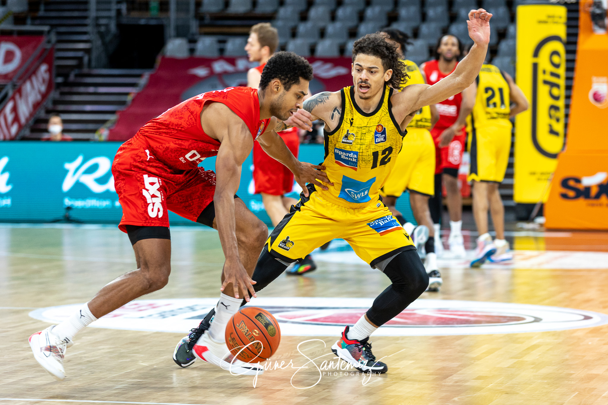 Brose Bamberg vs. MHP Riesen Ludwigsburg - Basketball - easyCred