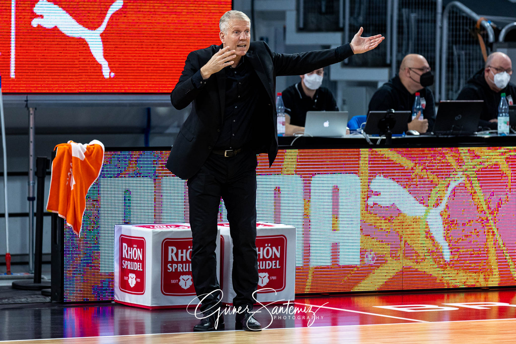 Brose Bamberg vs. MHP Riesen Ludwigsburg - Basketball - easyCred