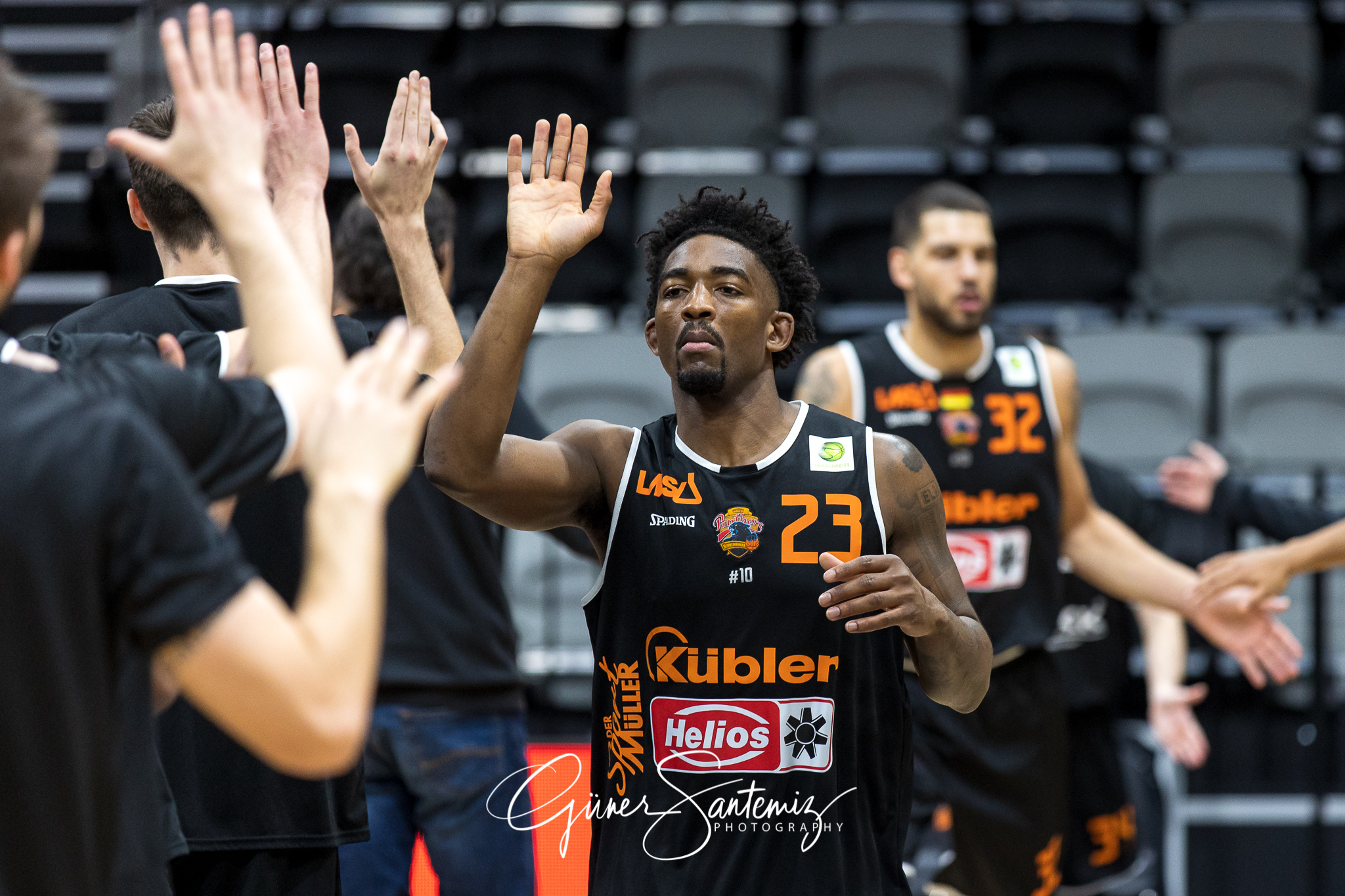 Nuernberg Falcons BC vs. wiha Panthers Schwenningen - Basketball