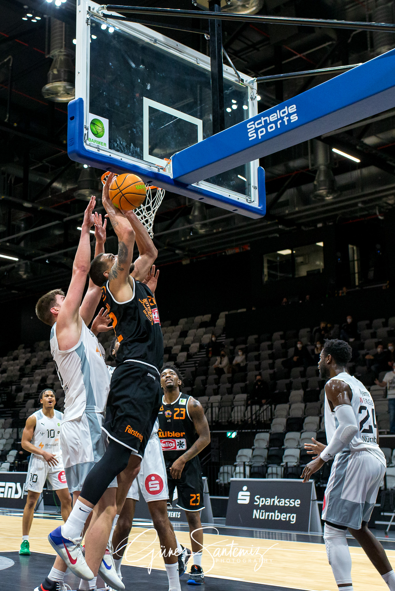 Nuernberg Falcons BC vs. wiha Panthers Schwenningen - Basketball