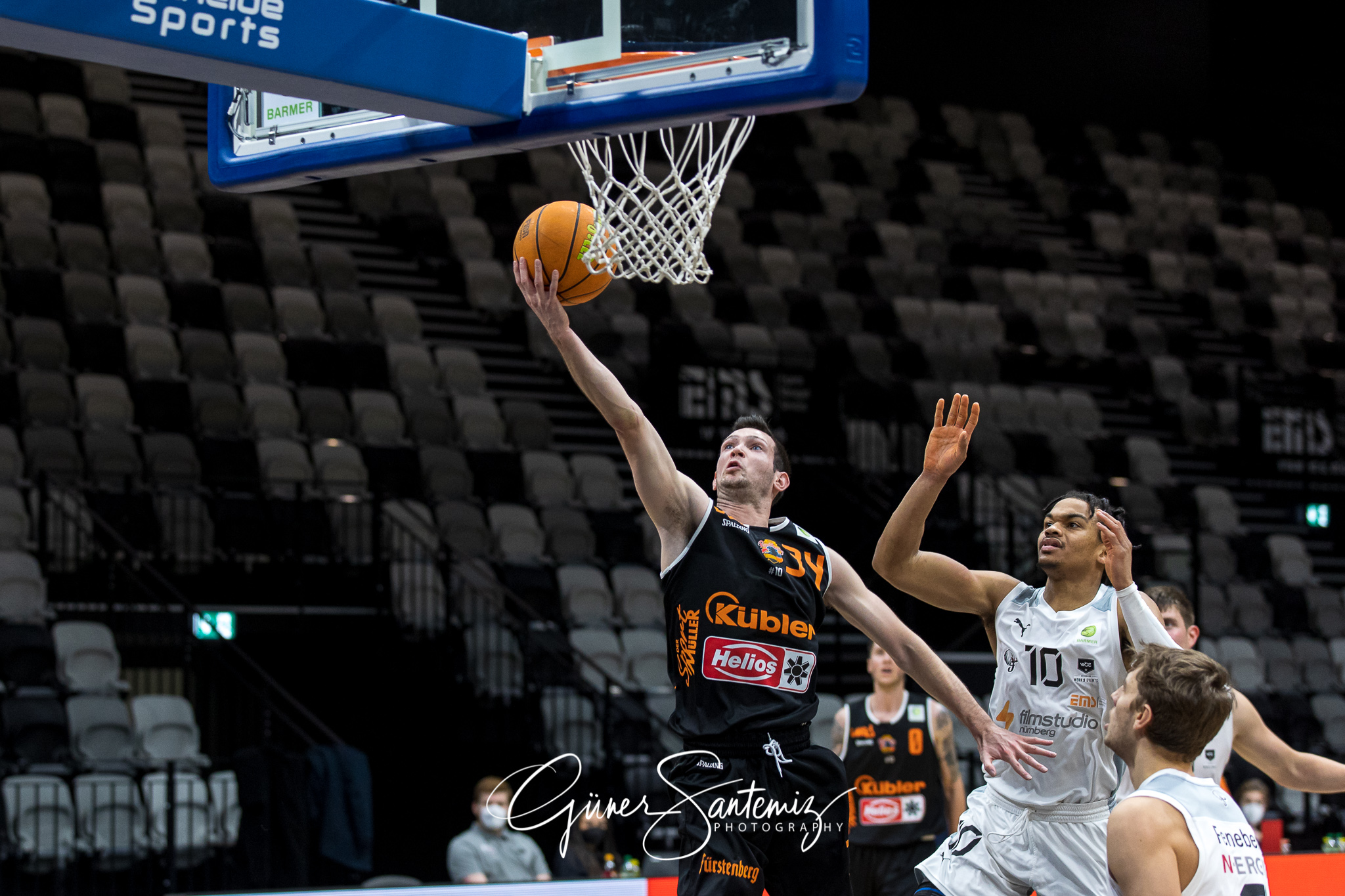 Nuernberg Falcons BC vs. wiha Panthers Schwenningen - Basketball