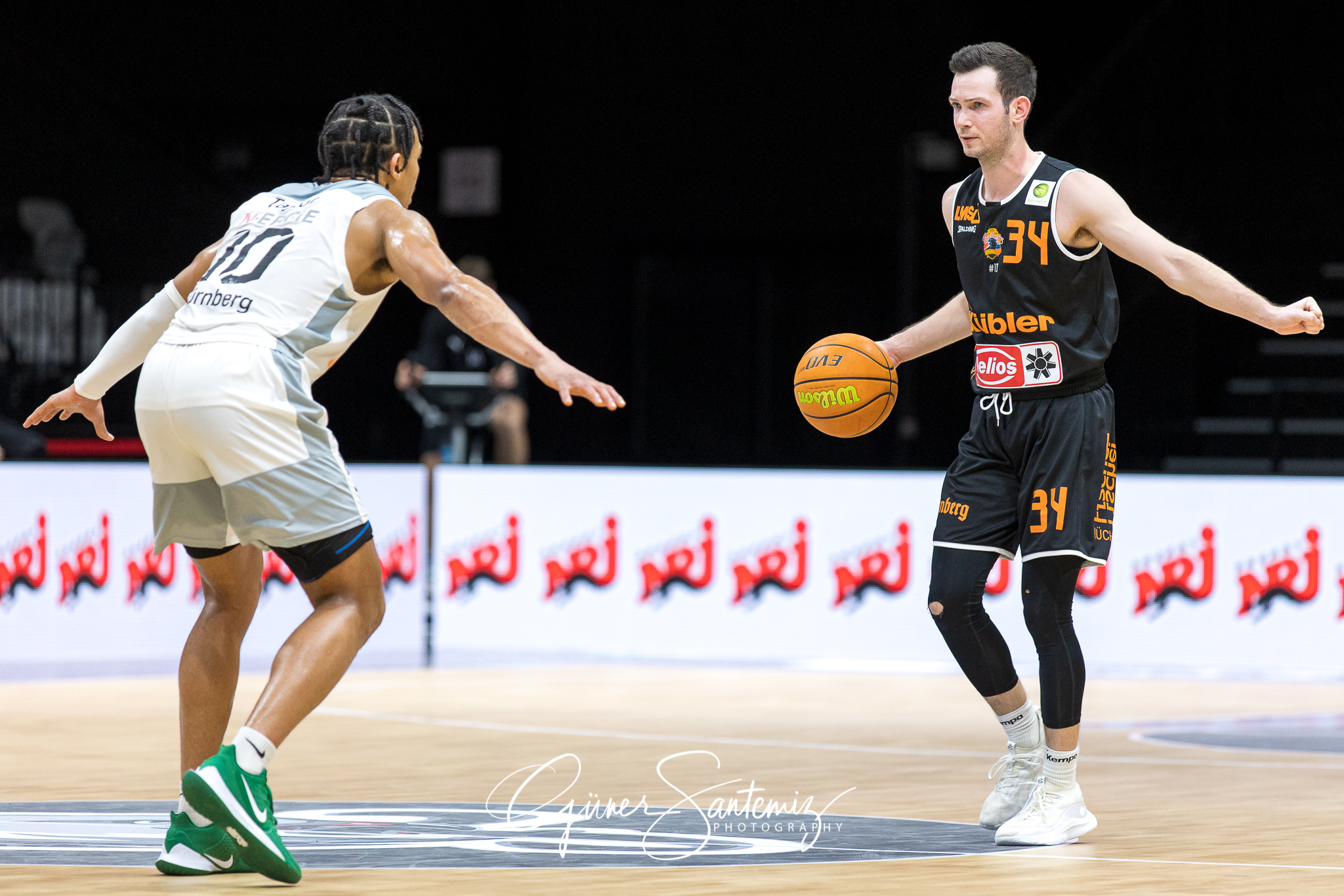 Nuernberg Falcons BC vs. wiha Panthers Schwenningen - Basketball