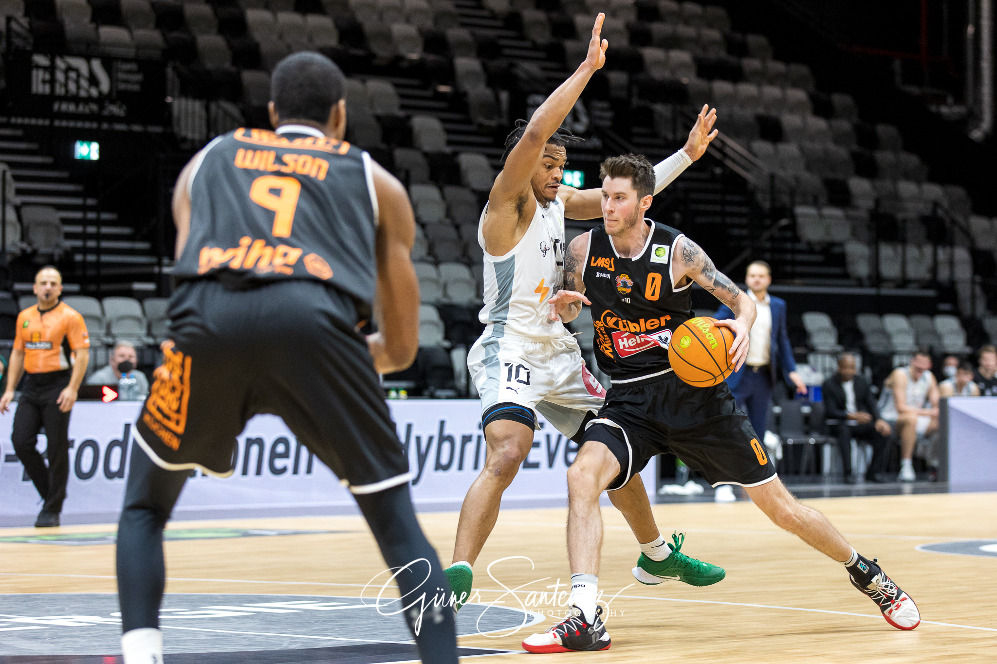 Nuernberg Falcons BC vs. wiha Panthers Schwenningen - Basketball