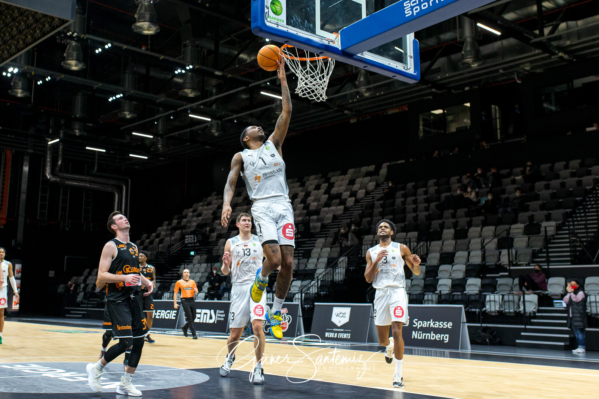 Nuernberg Falcons BC vs. wiha Panthers Schwenningen - Basketball