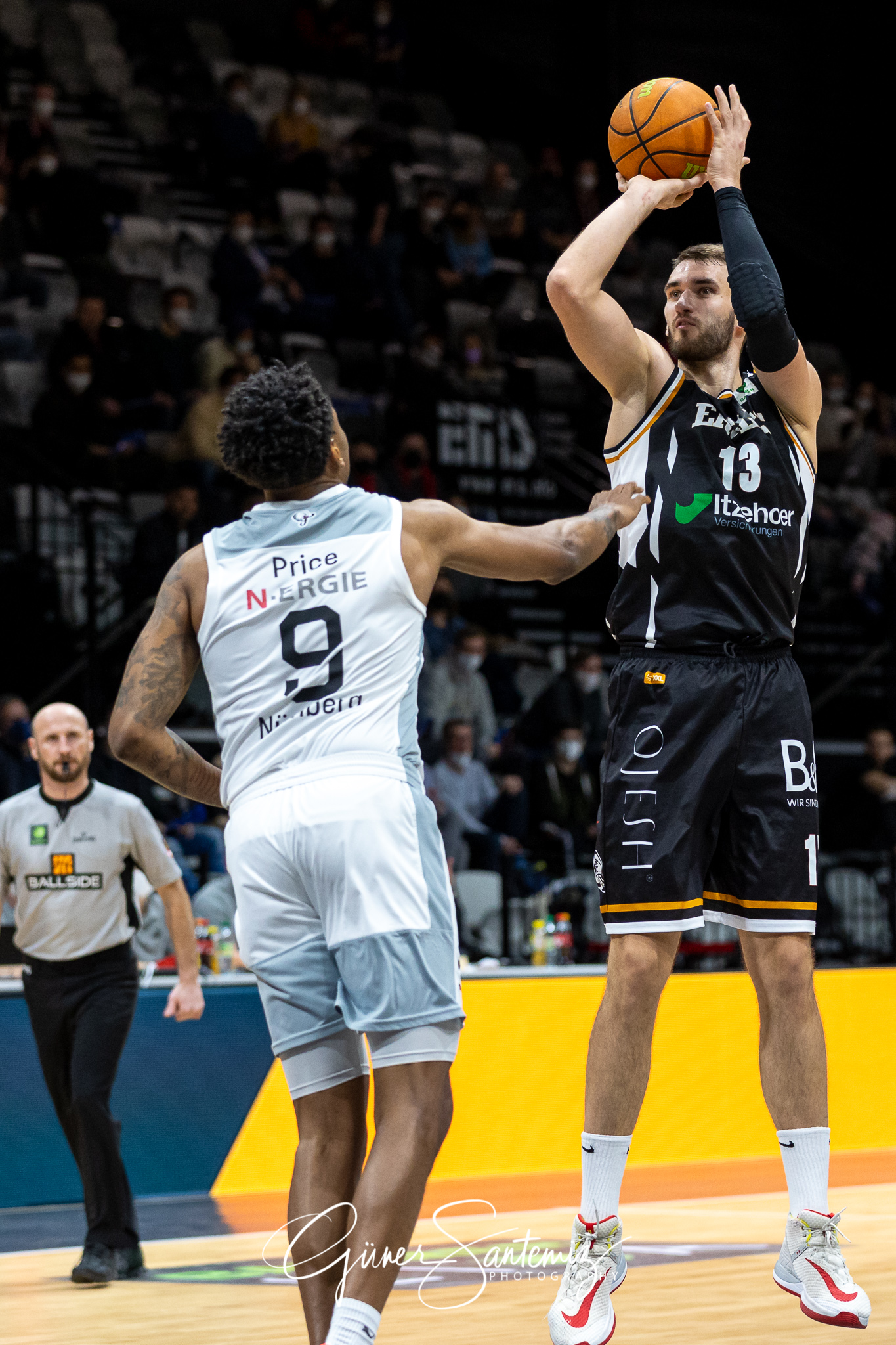 Nuernberg Falcons BC vs. Itzehoe Eagles - Basketball - 2. Bundes