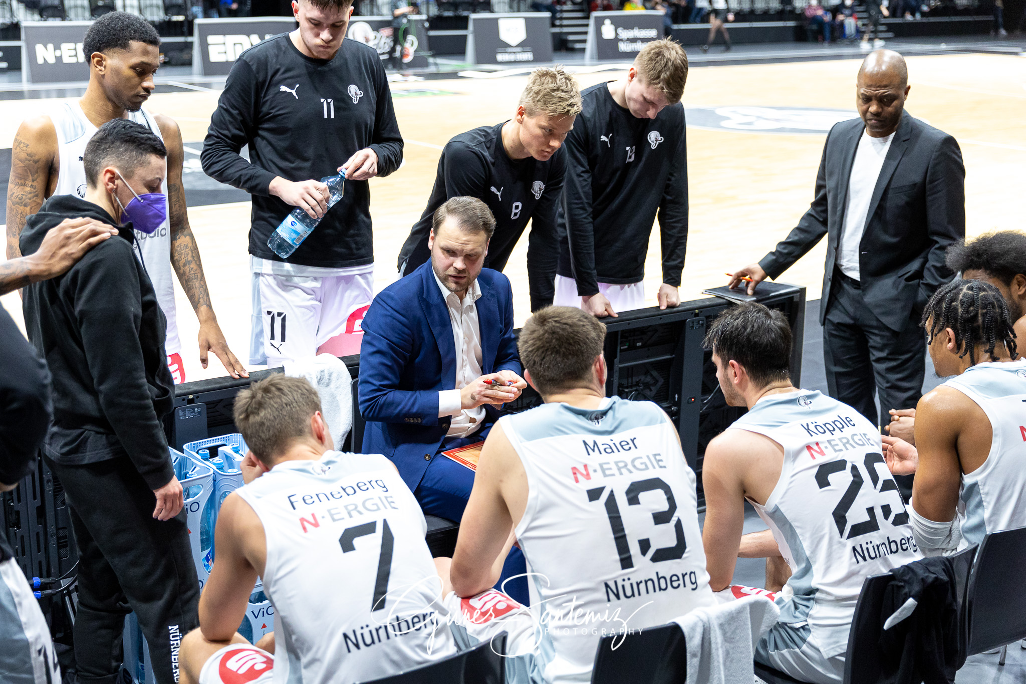 Nuernberg Falcons BC vs. Itzehoe Eagles - Basketball - 2. Bundes