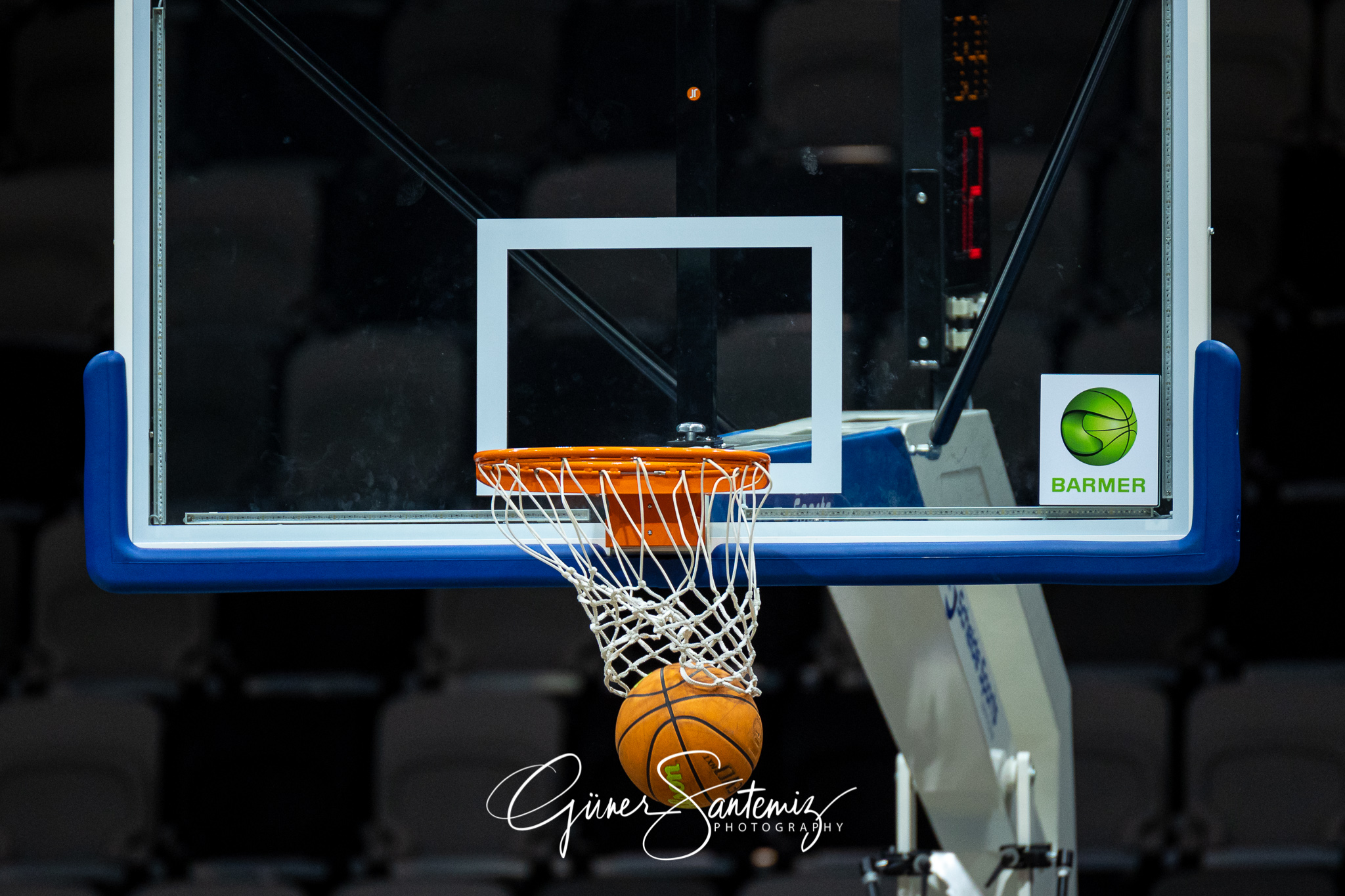 Nuernberg Falcons BC vs. Itzehoe Eagles - Basketball - 2. Bundes