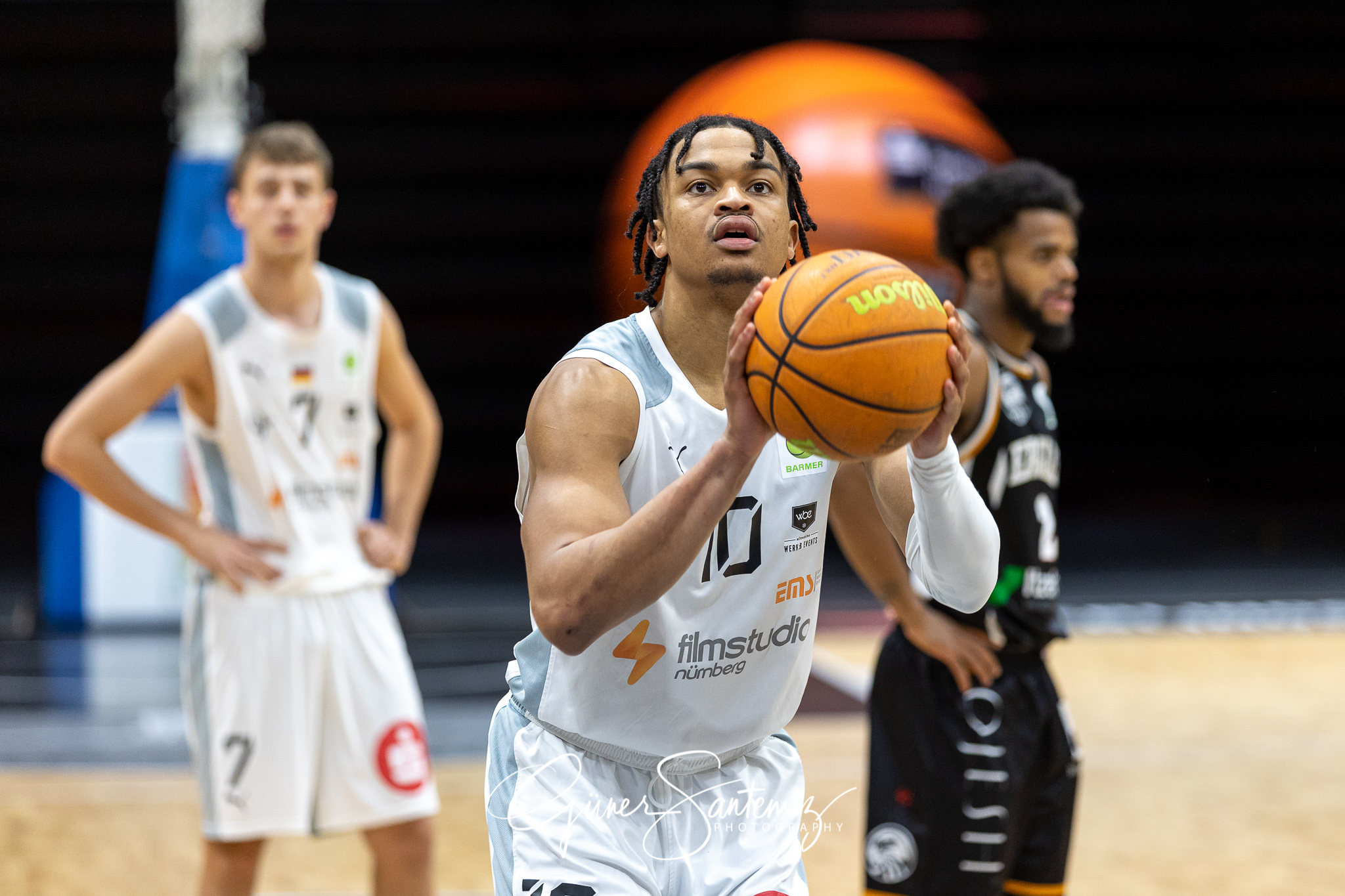 Nuernberg Falcons BC vs. Itzehoe Eagles - Basketball - 2. Bundes