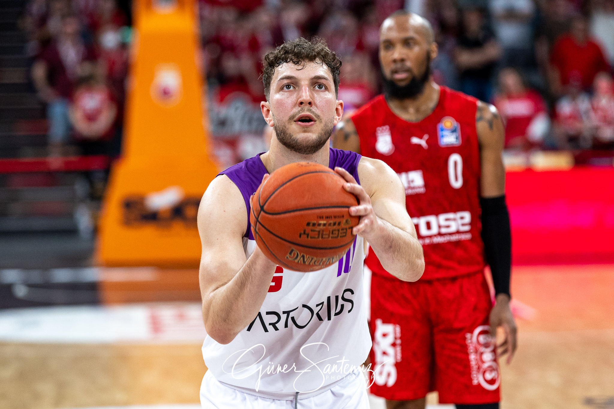 Brose Bamberg vs. BG Goettingen - Basketball - easyCredit BBL -