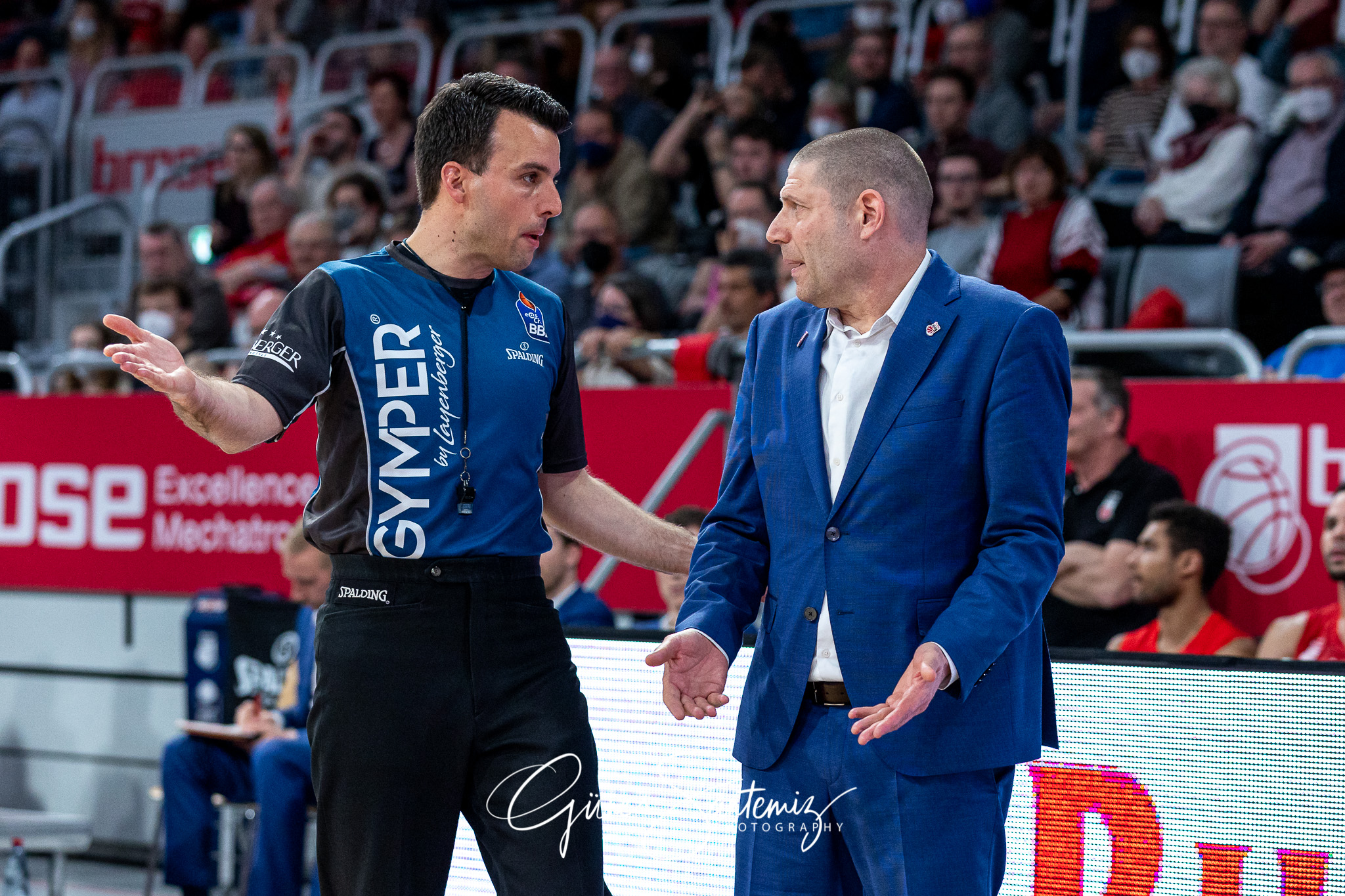 Brose Bamberg vs. BG Goettingen - Basketball - easyCredit BBL -