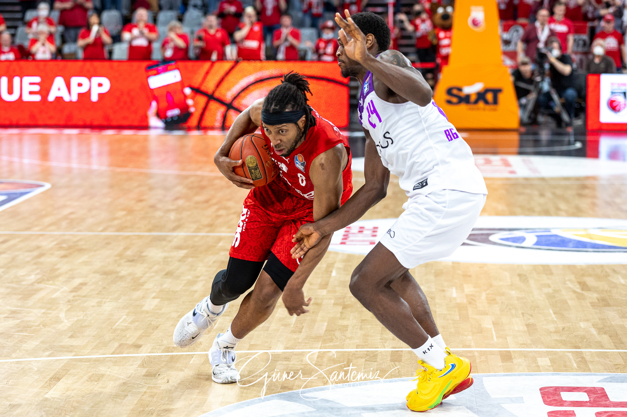 Brose Bamberg vs. BG Goettingen - Basketball - easyCredit BBL -