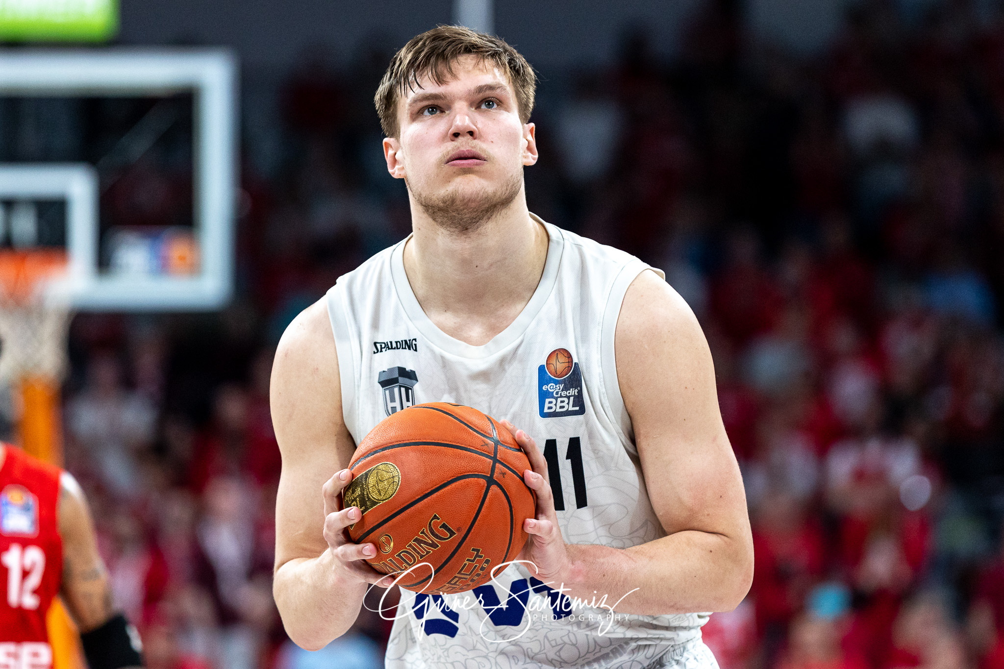 Brose Bamberg vs. Hamburg Towers - Basketball - easyCredit BBL -