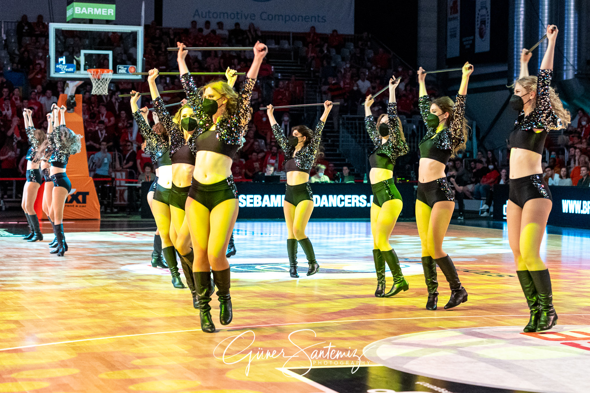 Brose Bamberg vs. Hamburg Towers - Basketball - easyCredit BBL -