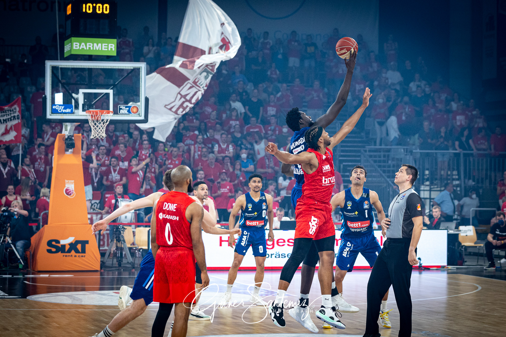 Brose Bamberg vs. Alba Berlin - Basketball - easyCredit BBL - Pl