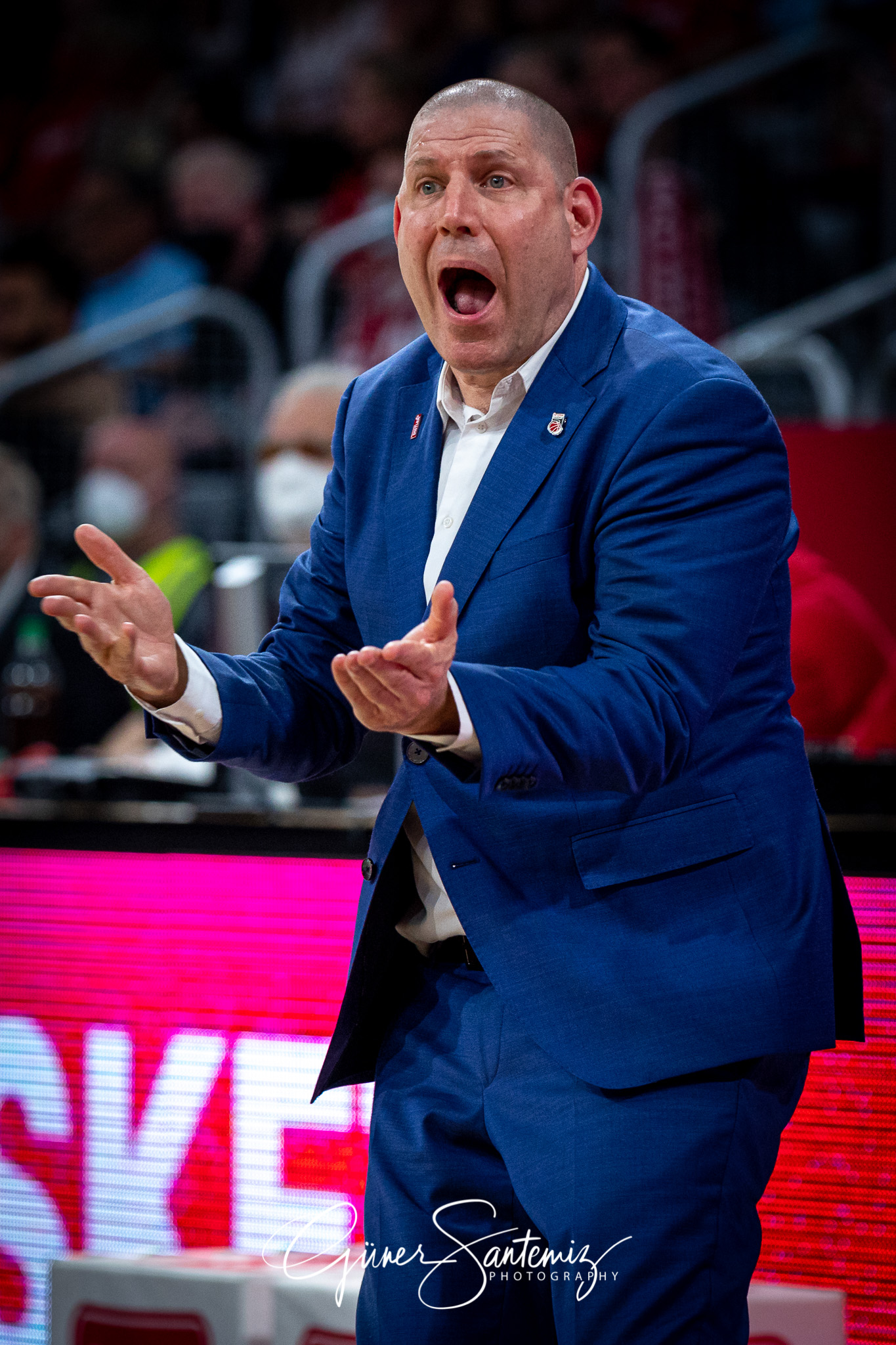 Brose Bamberg vs. Alba Berlin - Basketball - easyCredit BBL - Pl