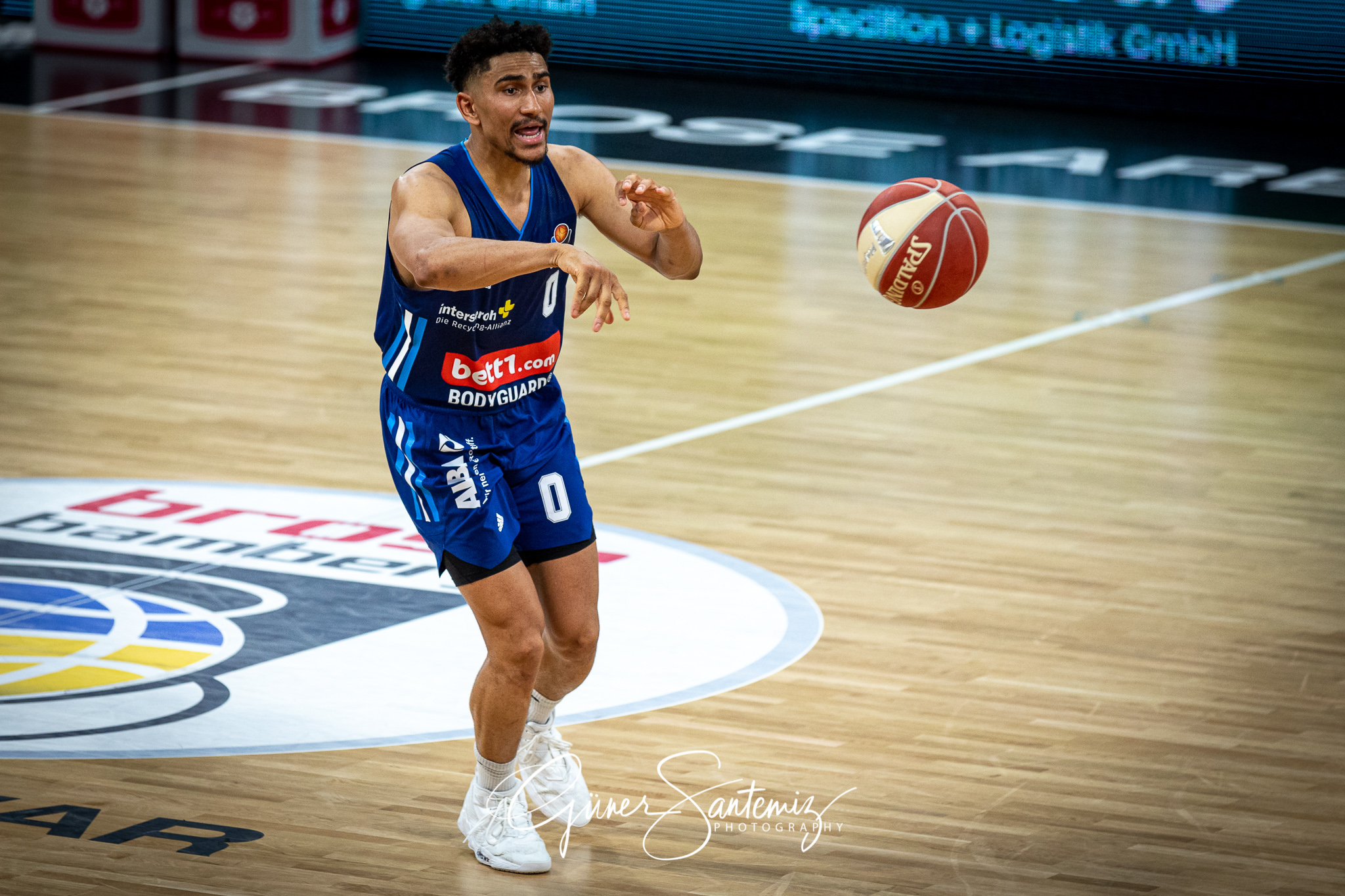 Brose Bamberg vs. Alba Berlin - Basketball - easyCredit BBL - Pl