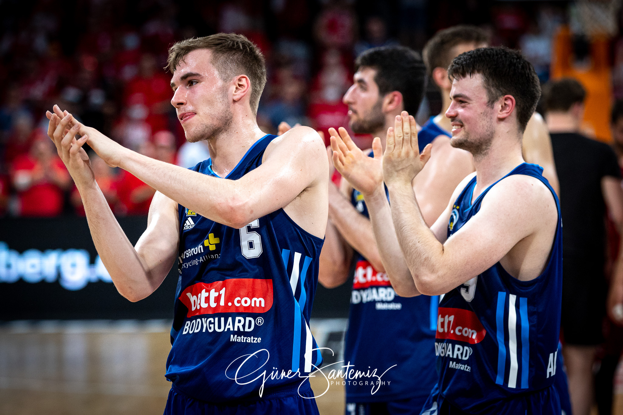 Brose Bamberg vs. Alba Berlin - Basketball - easyCredit BBL - Pl