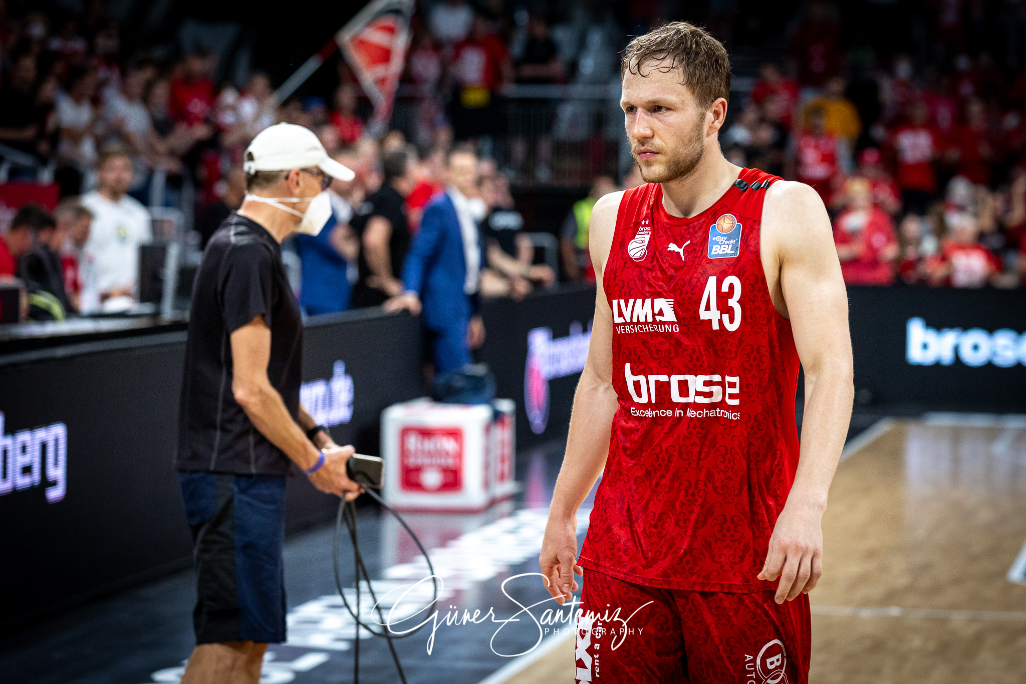 Brose Bamberg vs. Alba Berlin - Basketball - easyCredit BBL - Pl