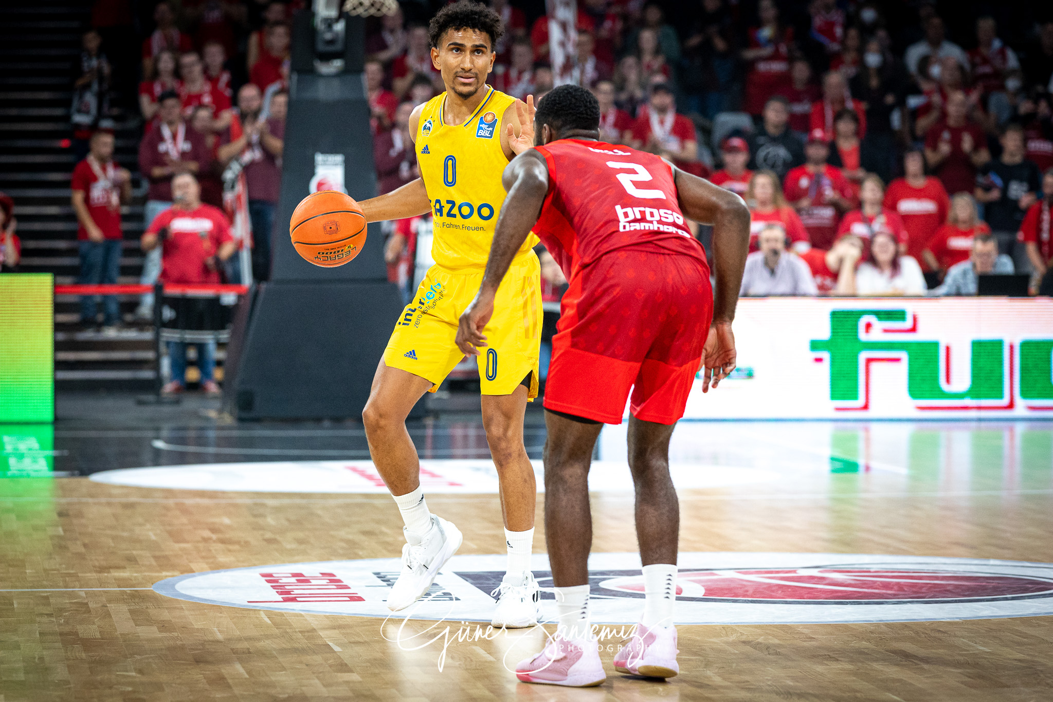 Brose Bamberg vs. Alba Berlin - Basketball - easyCredit BBL - 1.