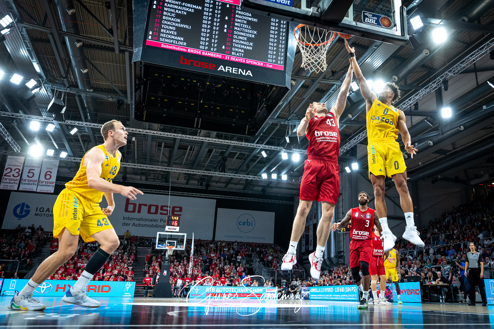 Brose Bamberg vs. Alba Berlin - Basketball - easyCredit BBL - 1.