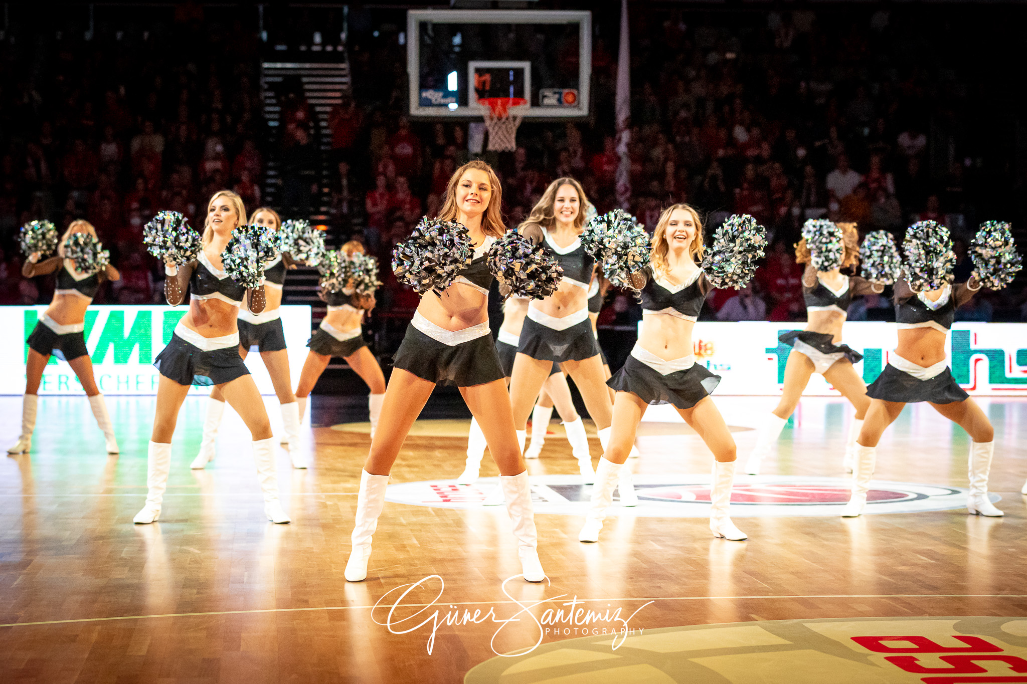 Brose Bamberg vs. Alba Berlin - Basketball - easyCredit BBL - 1.