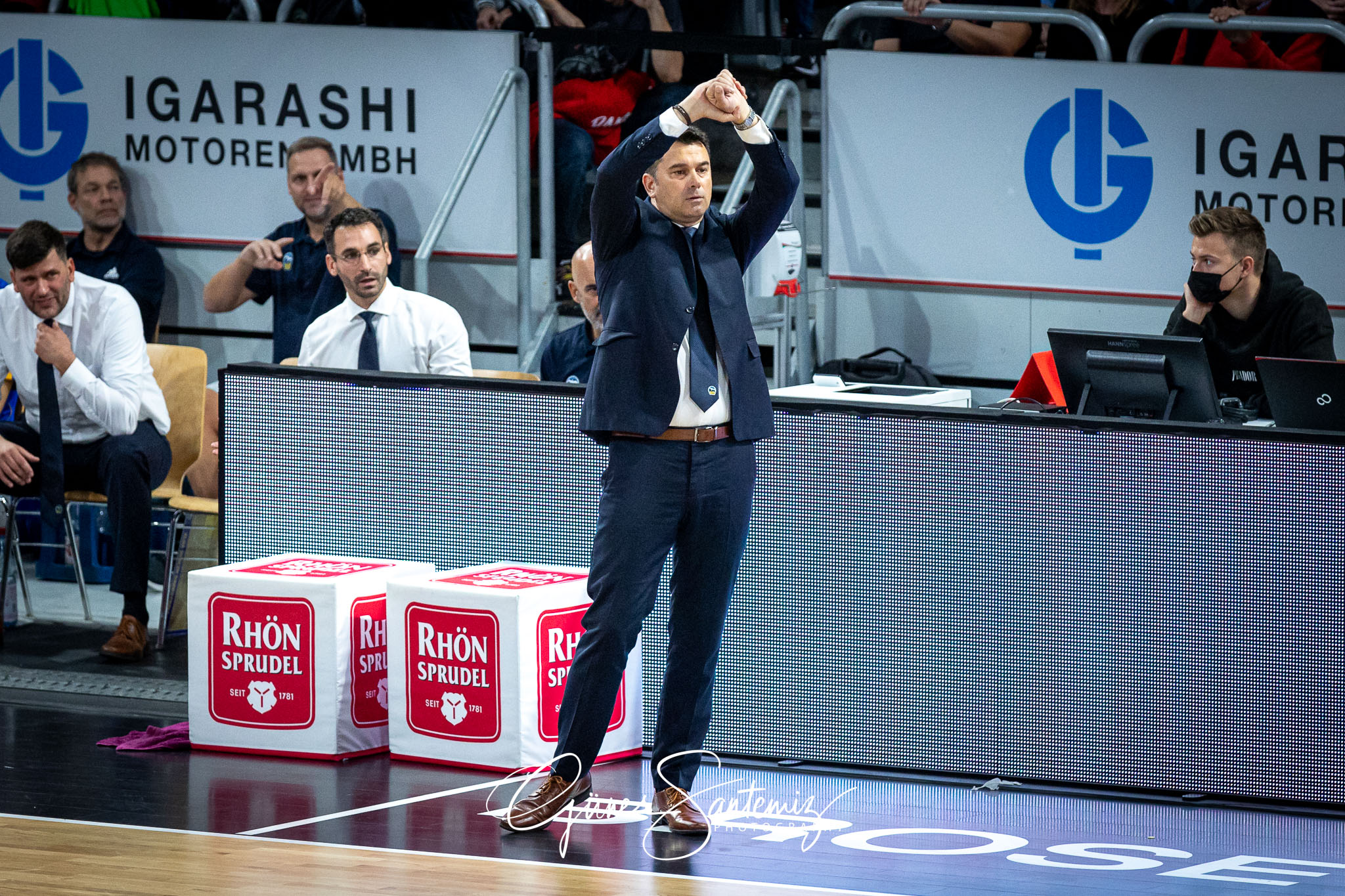 Brose Bamberg vs. Alba Berlin - Basketball - easyCredit BBL - 1.