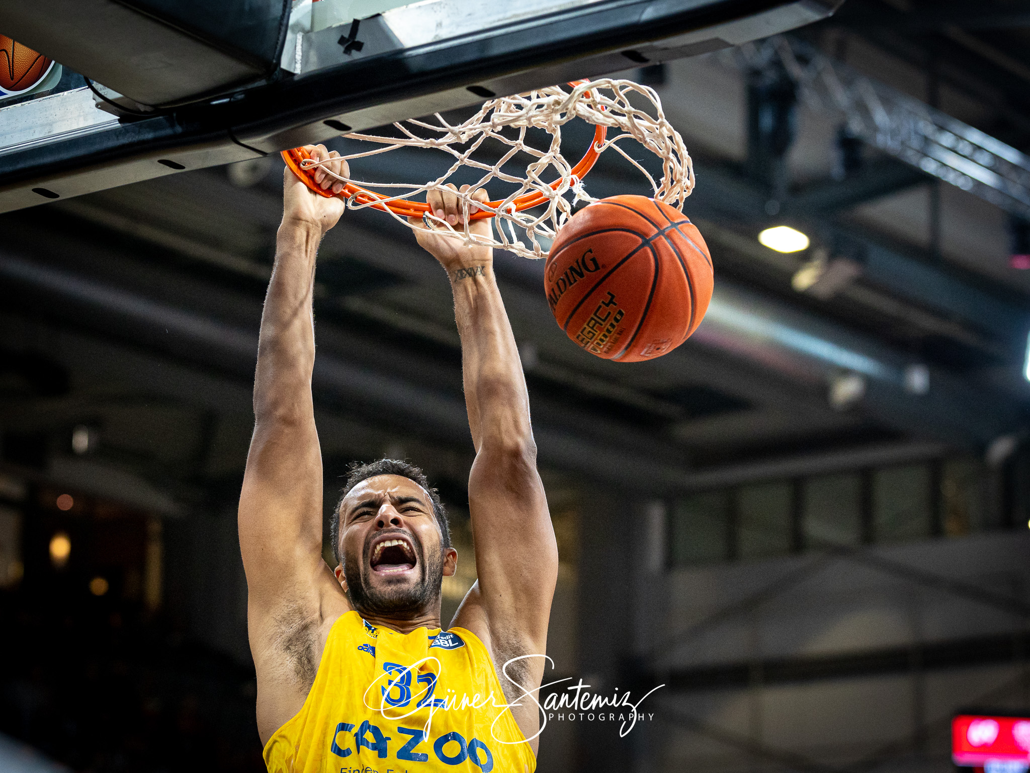 Brose Bamberg vs. Alba Berlin - Basketball - easyCredit BBL - 1.