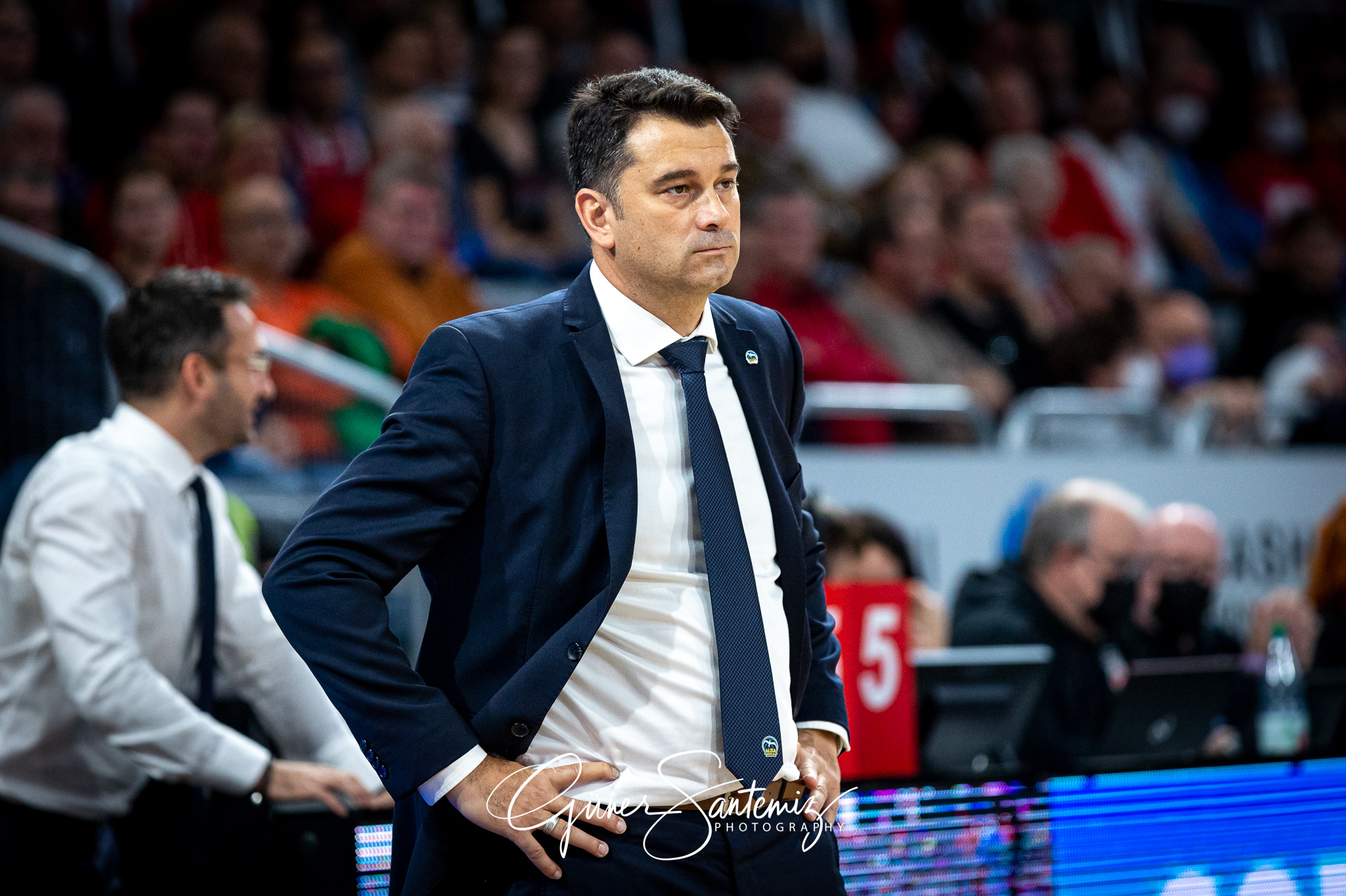 Brose Bamberg vs. Alba Berlin - Basketball - easyCredit BBL - 1.