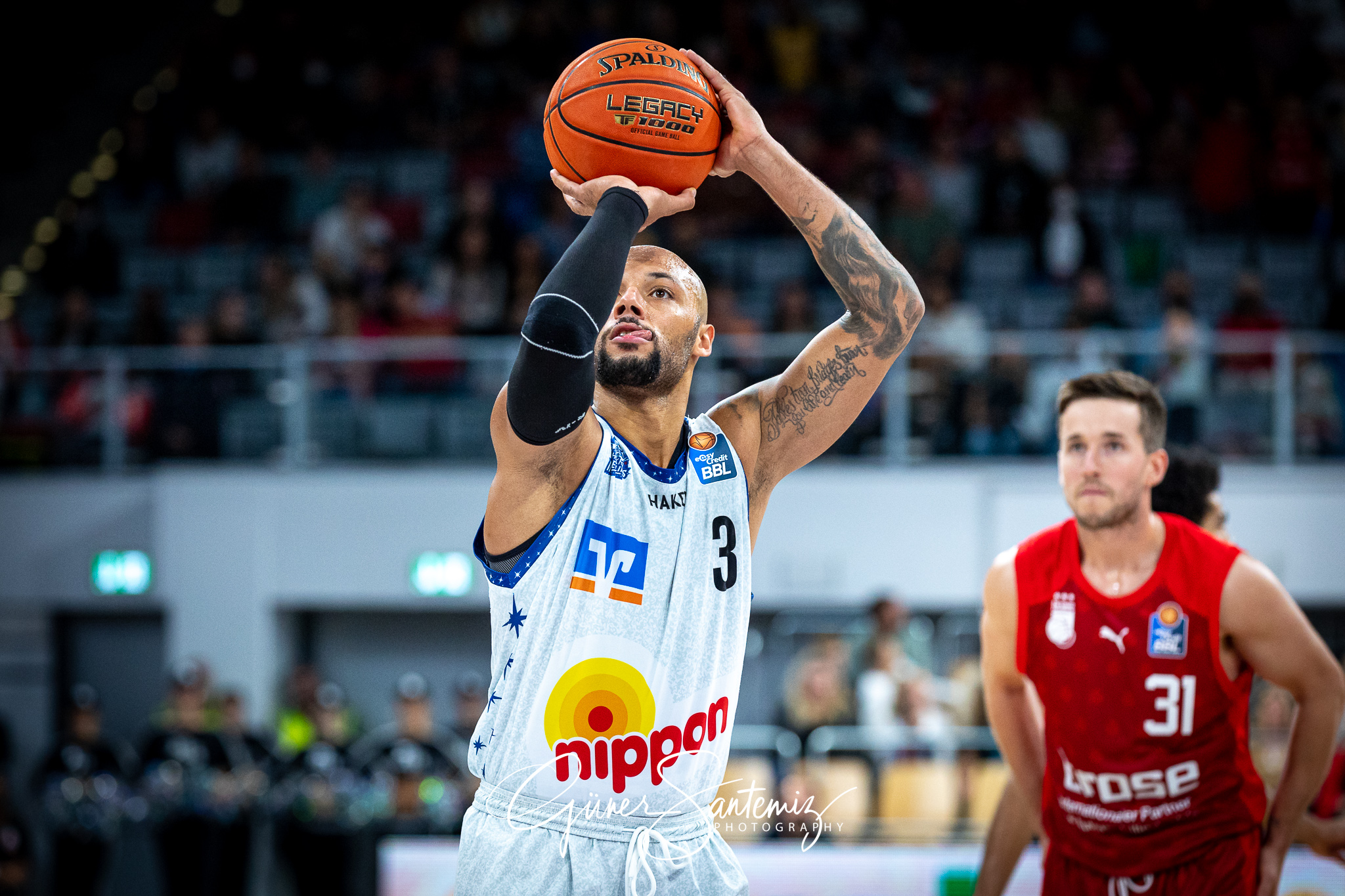 Brose Bamberg vs. Hakro Merlins Crailsheim - Basketball - easyCr