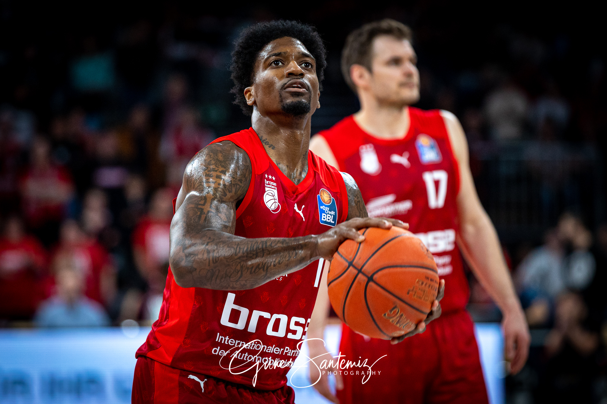Brose Bamberg vs. MHP Riesen Ludwigsburg - Basketball - easyCred