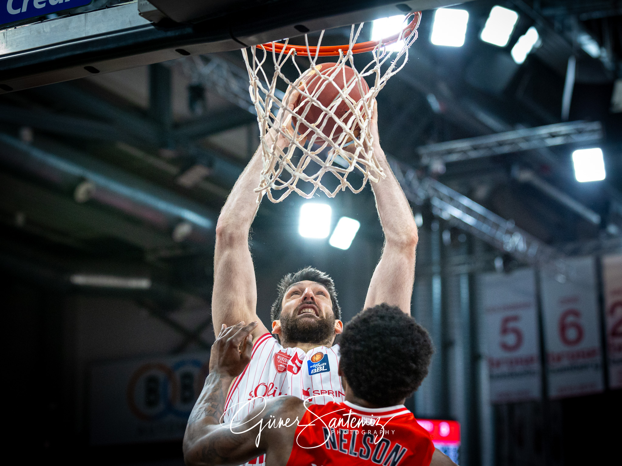 Bamberg Baskets vs. Wuerzburg Baskets - Basketball - easyCredit
