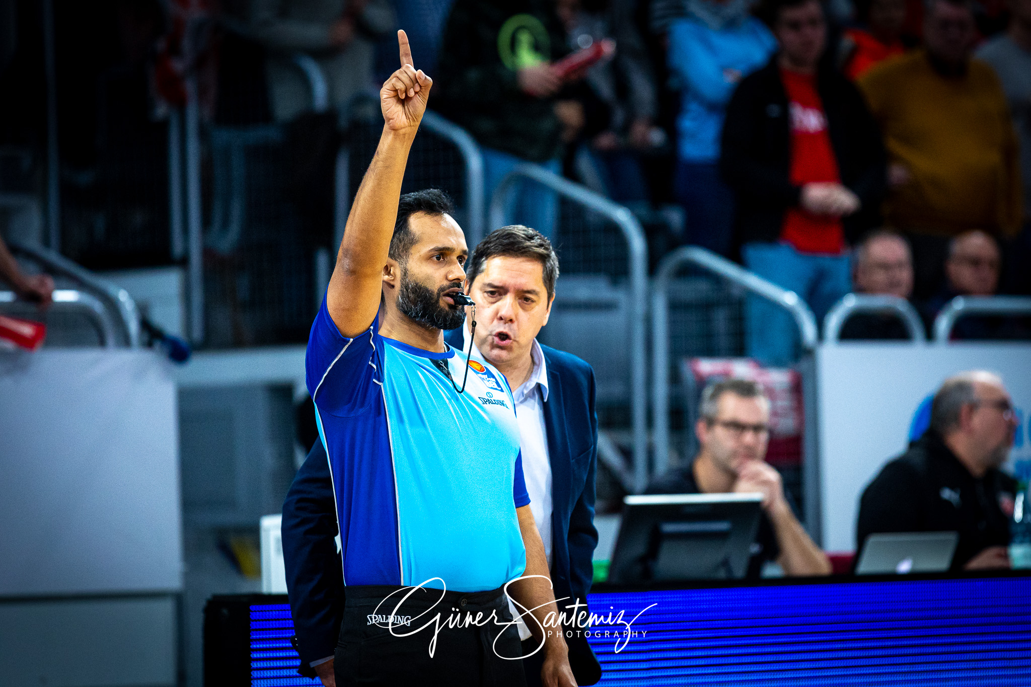 Bamberg Baskets vs. Wuerzburg Baskets - Basketball - easyCredit