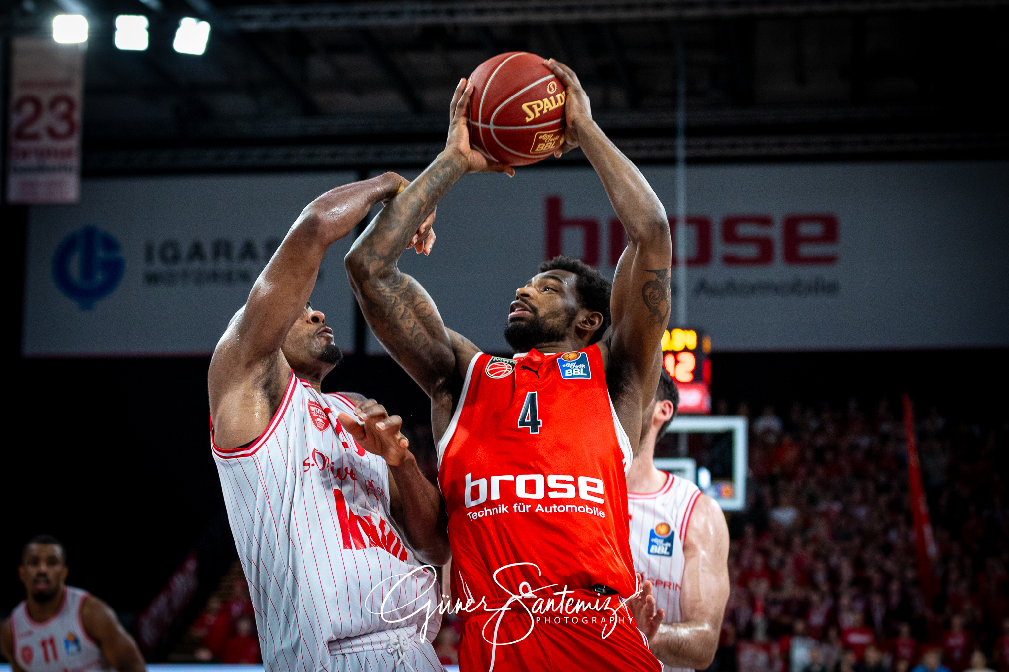 Bamberg Baskets vs. Wuerzburg Baskets - Basketball - easyCredit