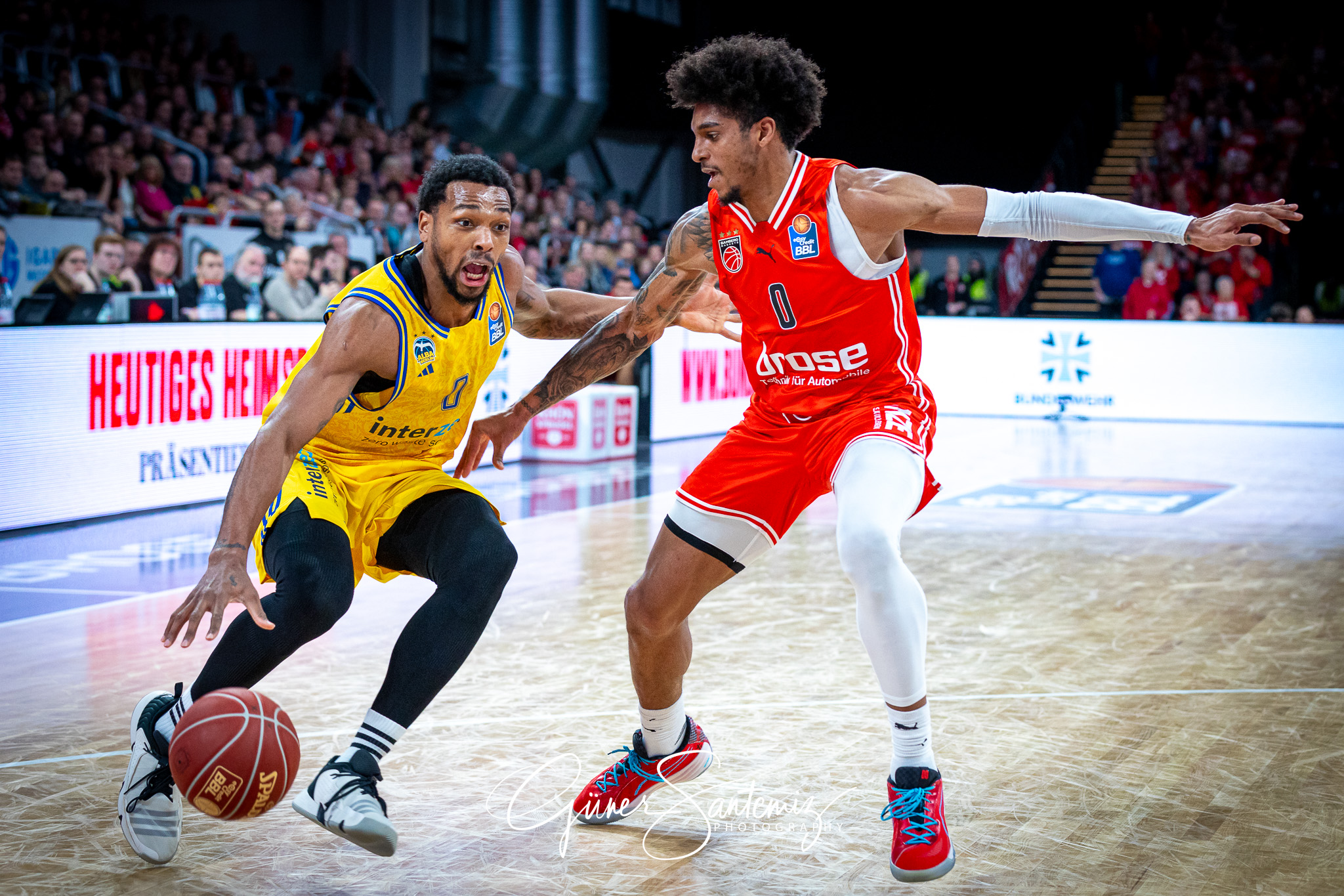 Bamberg Baskets vs. ALBA Berlin - Basketball - easyCredit BBL -