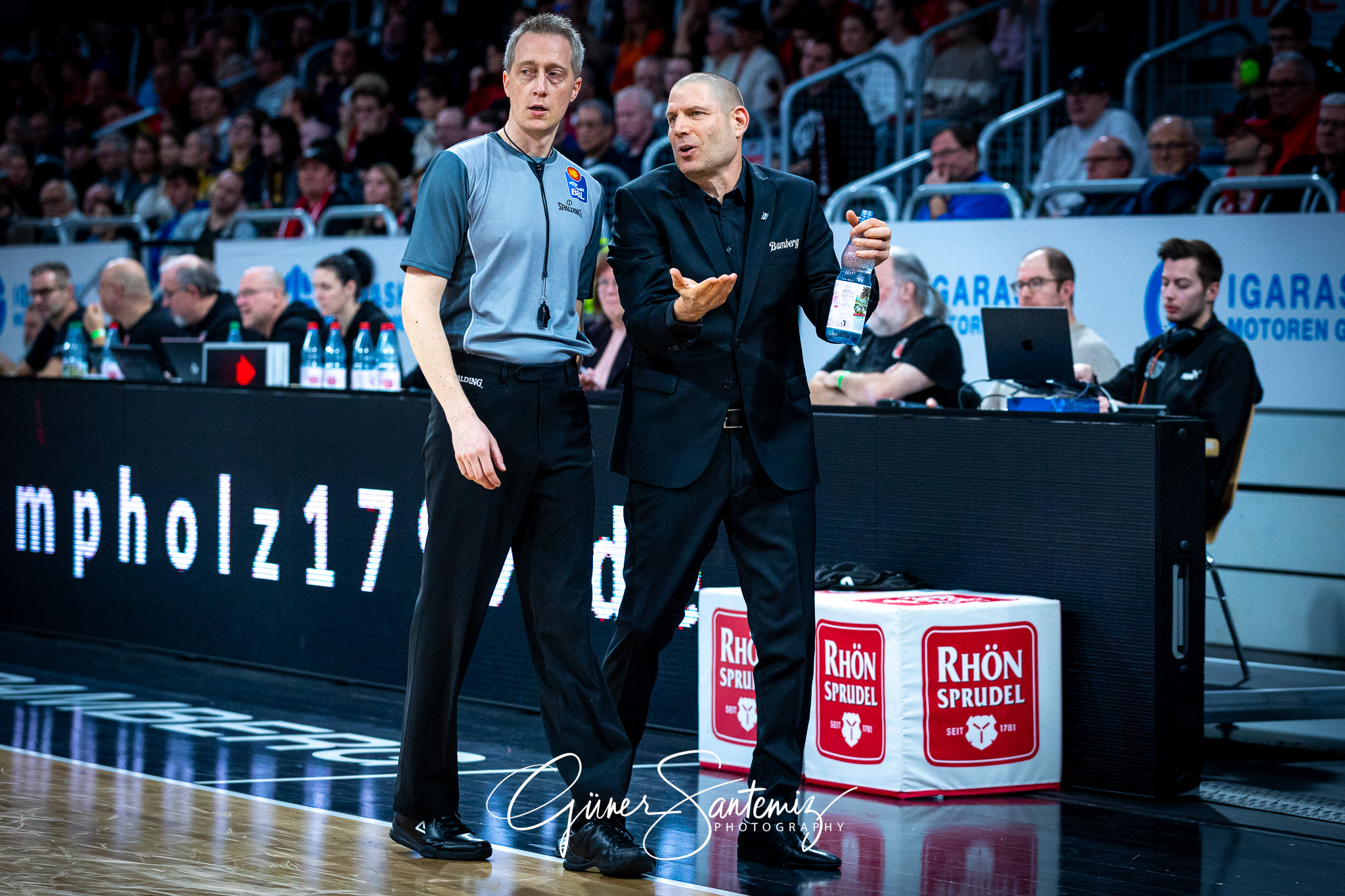 Bamberg Baskets vs. ALBA Berlin - Basketball - easyCredit BBL -