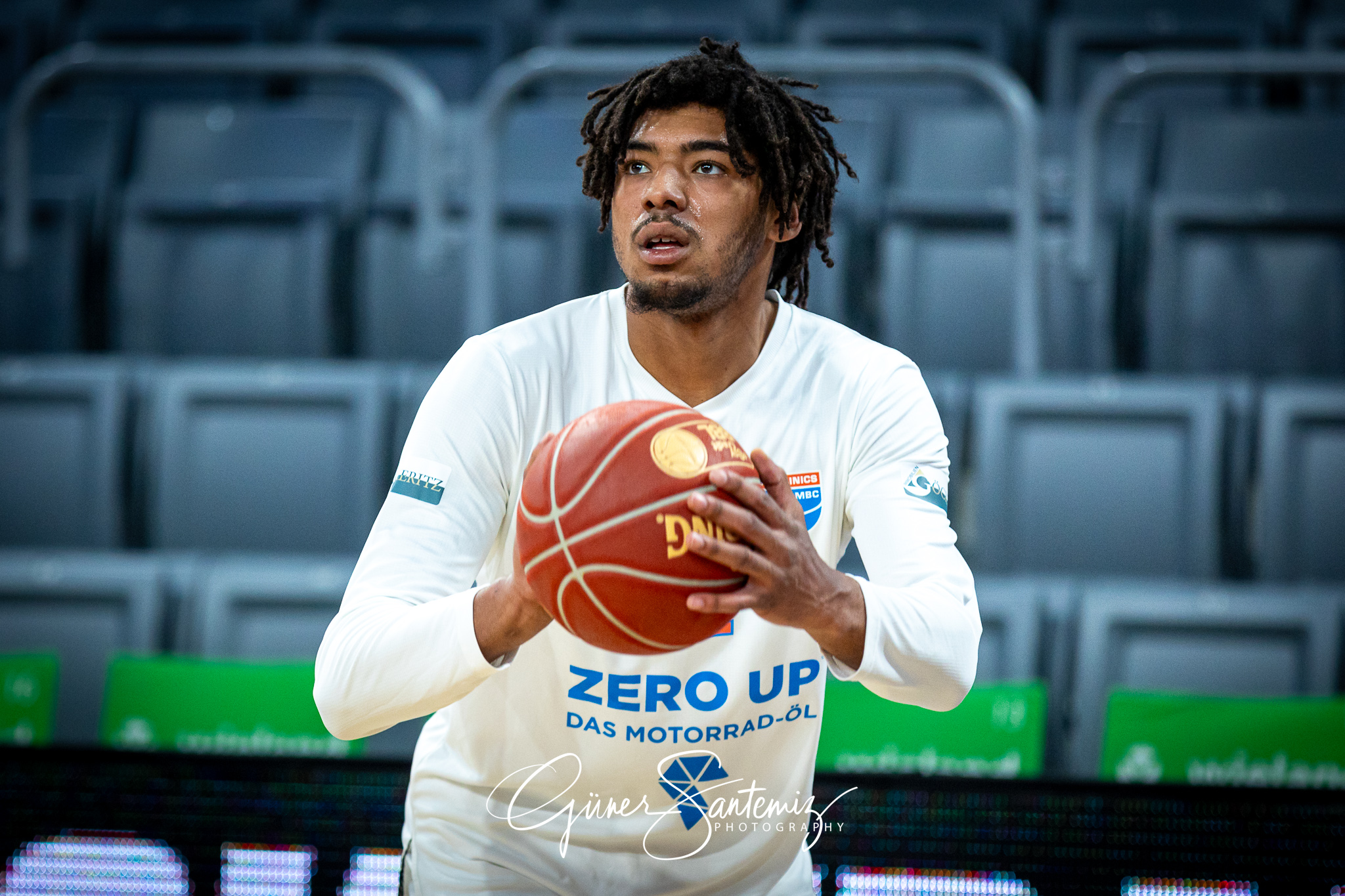 Bamberg Baskets vs. Syntainics MBC - Basketball - easyCredit BBL