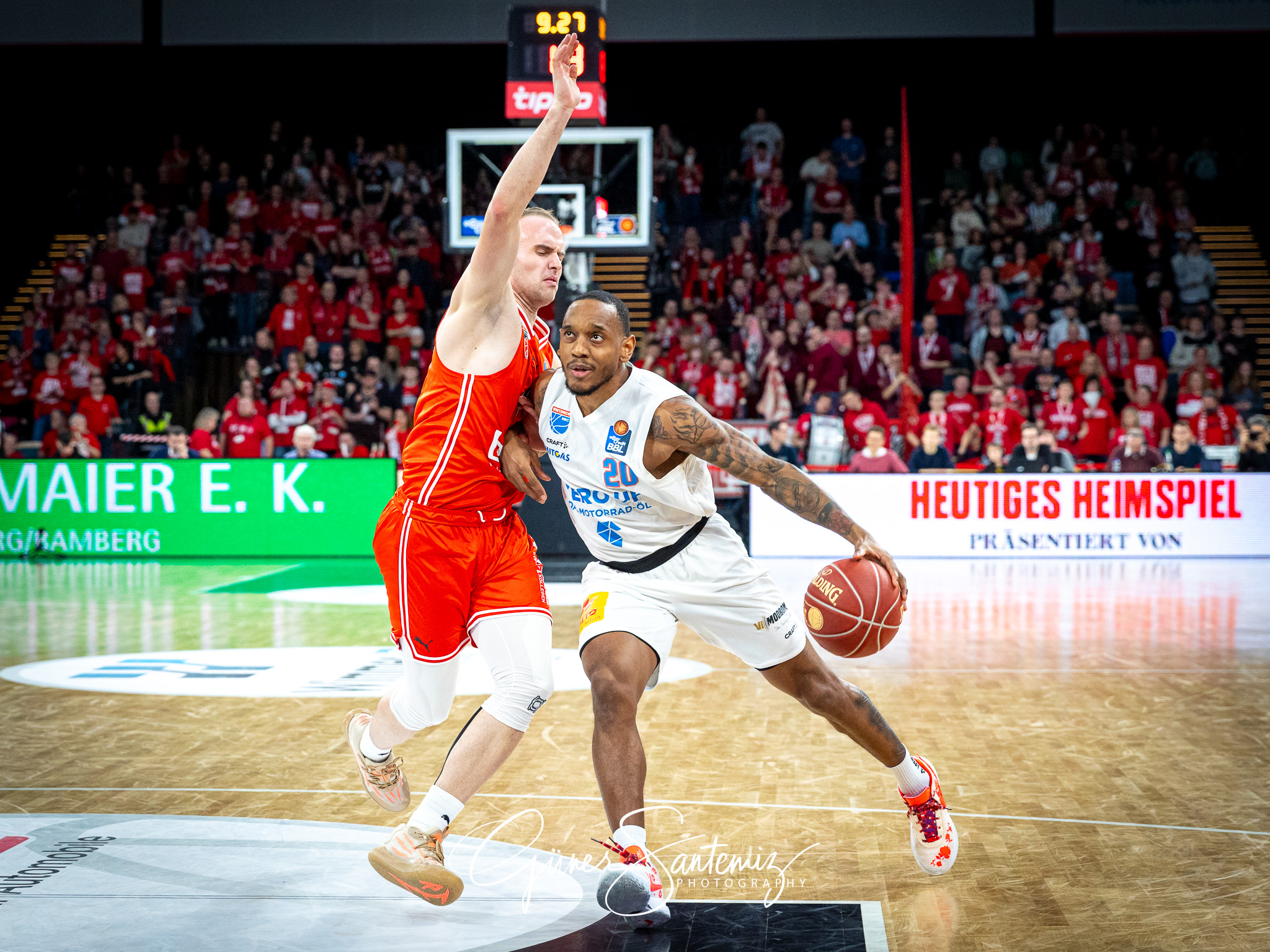 Bamberg Baskets vs. Syntainics MBC - Basketball - easyCredit BBL