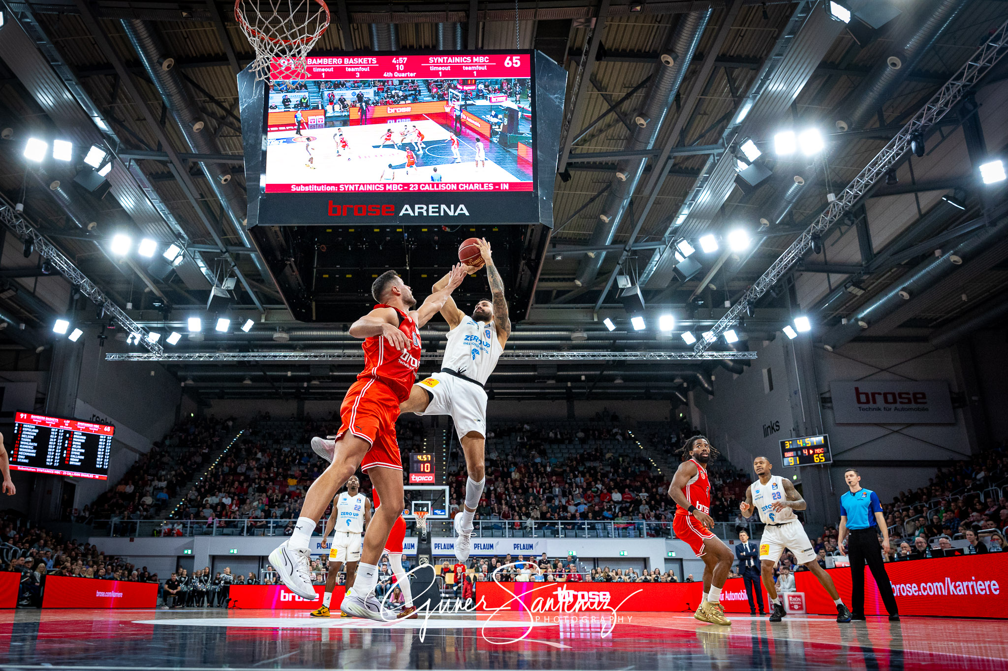 Bamberg Baskets vs. Syntainics MBC - Basketball - easyCredit BBL