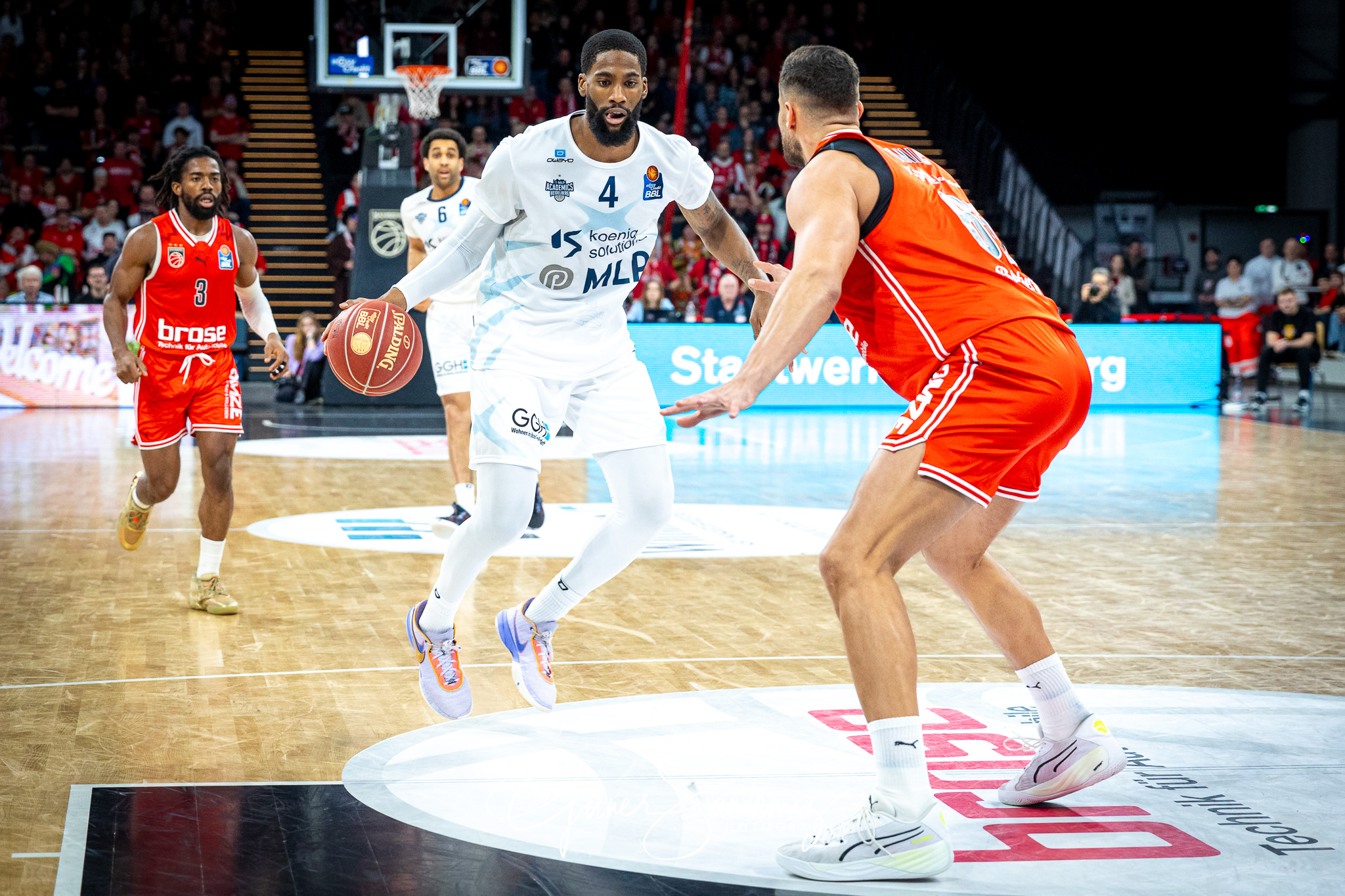 Bamberg Baskets vs. MLP Academics Heidelberg - Basketball - easy