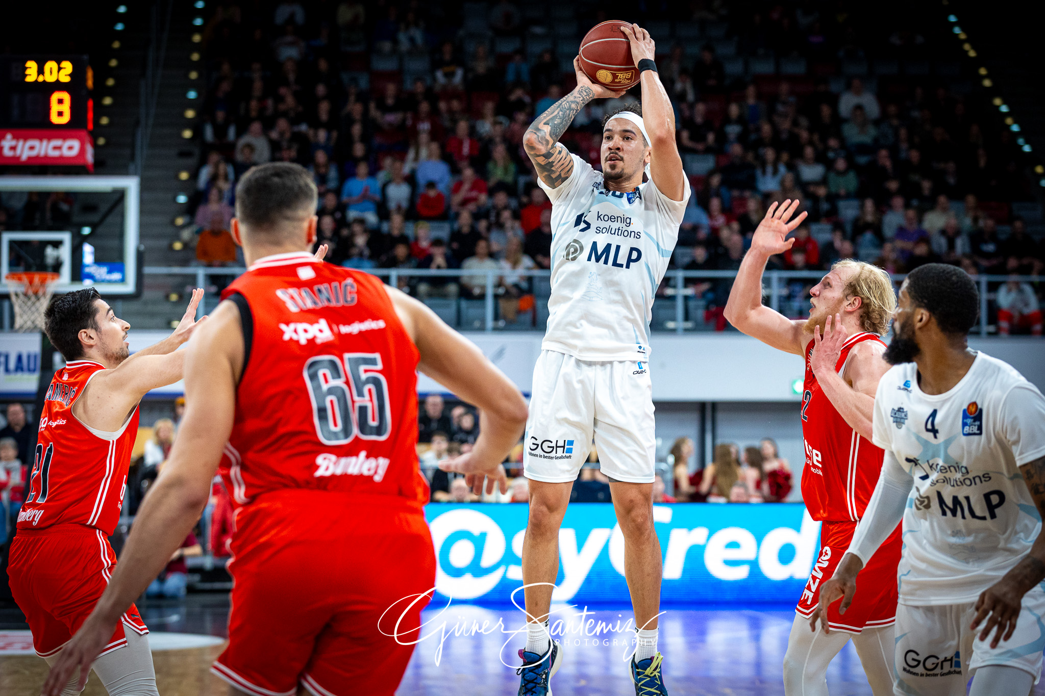 Bamberg Baskets vs. MLP Academics Heidelberg - Basketball - easy