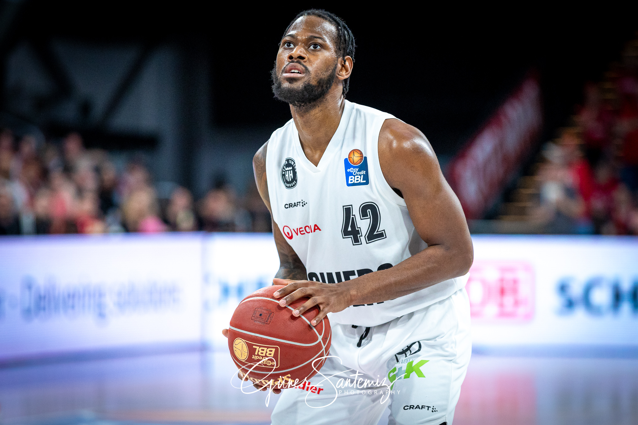 Bamberg Baskets vs. Veolia Hamburg Towers - Basketball - easyCre