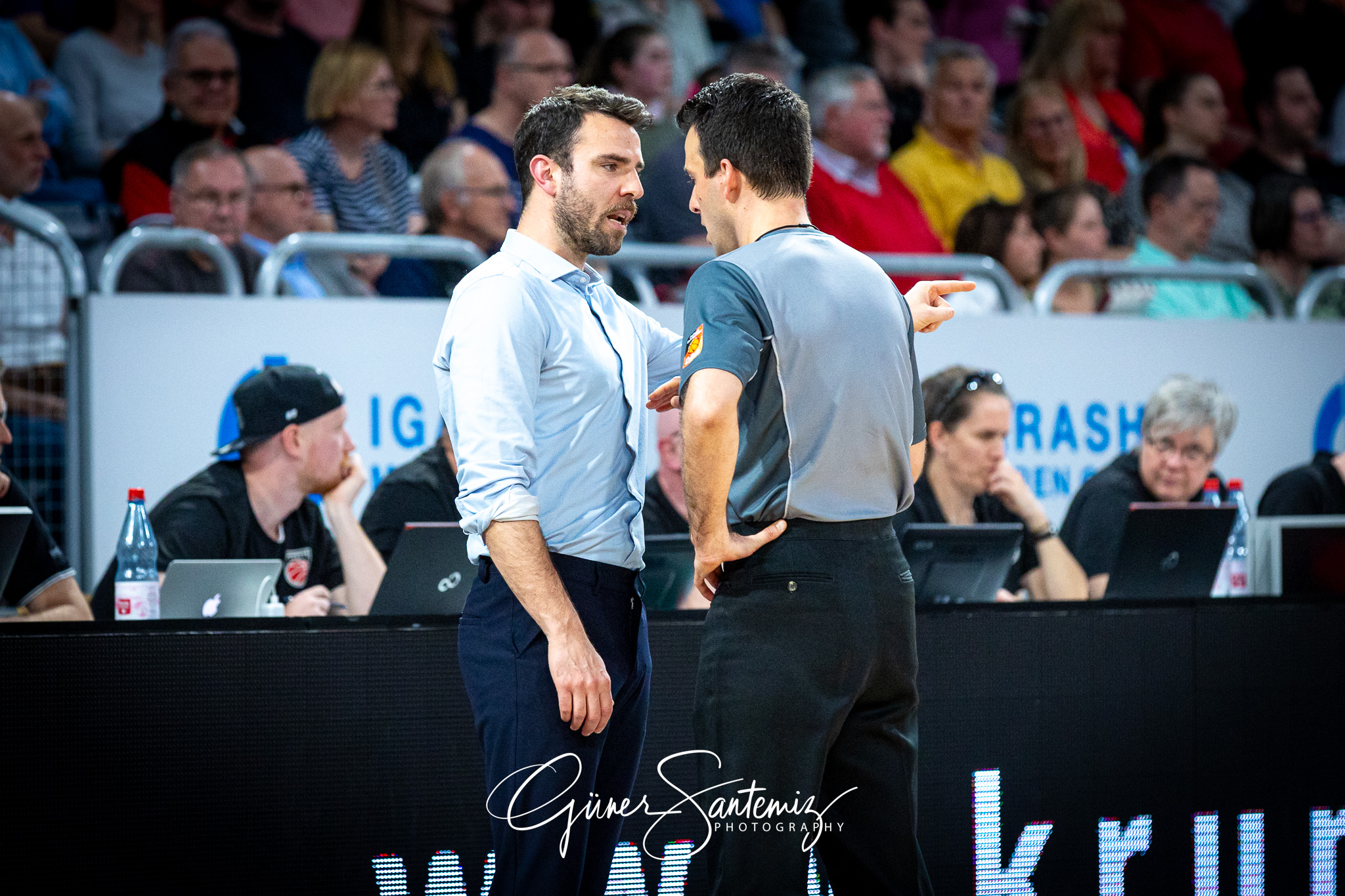 Bamberg Baskets vs. Veolia Hamburg Towers - Basketball - easyCre