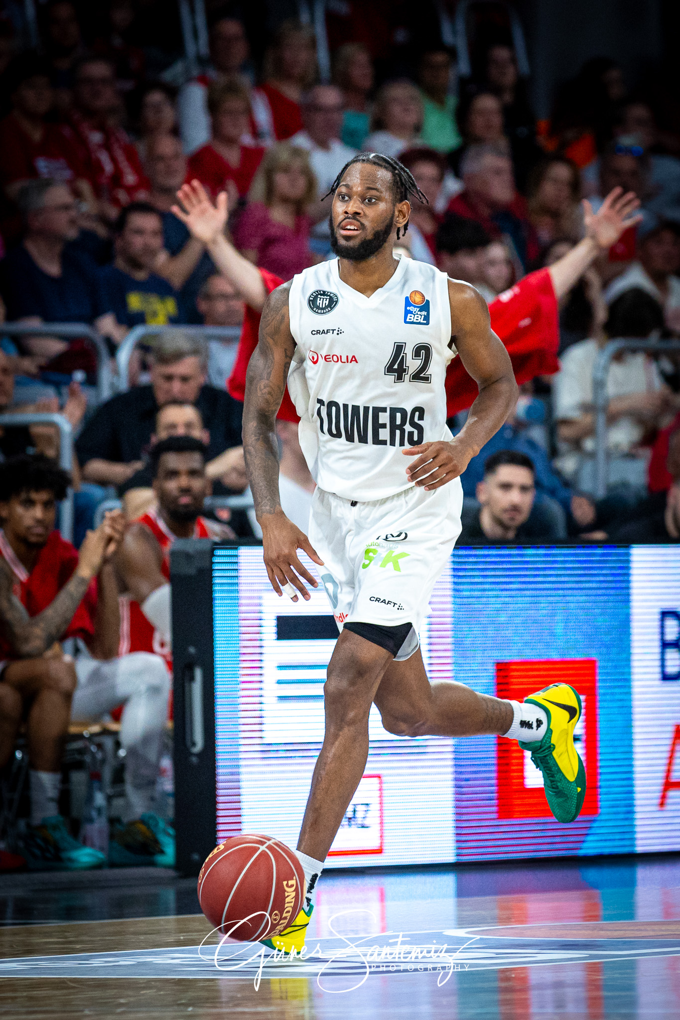 Bamberg Baskets vs. Veolia Hamburg Towers - Basketball - easyCre