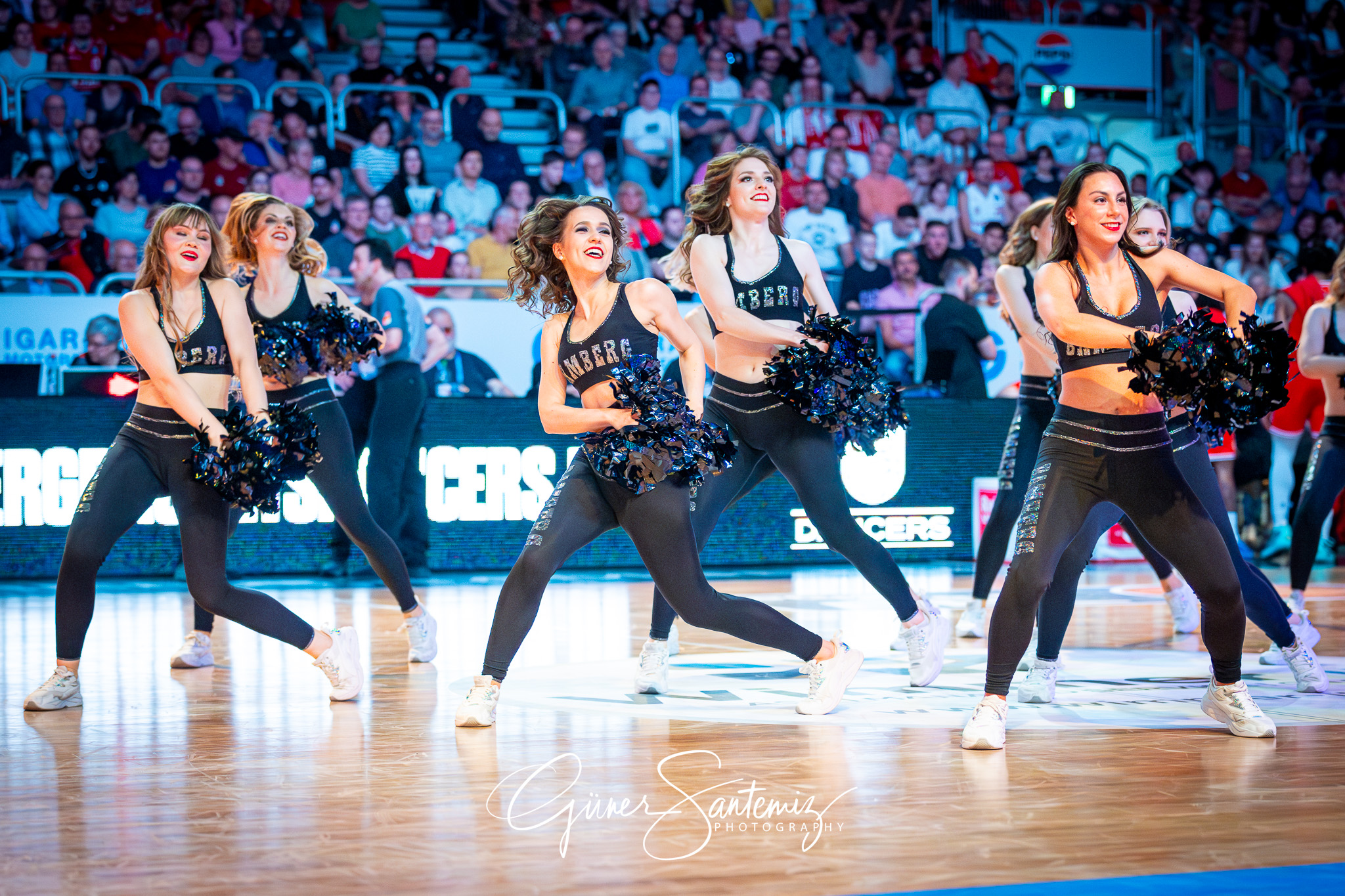 Bamberg Baskets vs. Veolia Hamburg Towers - Basketball - easyCre