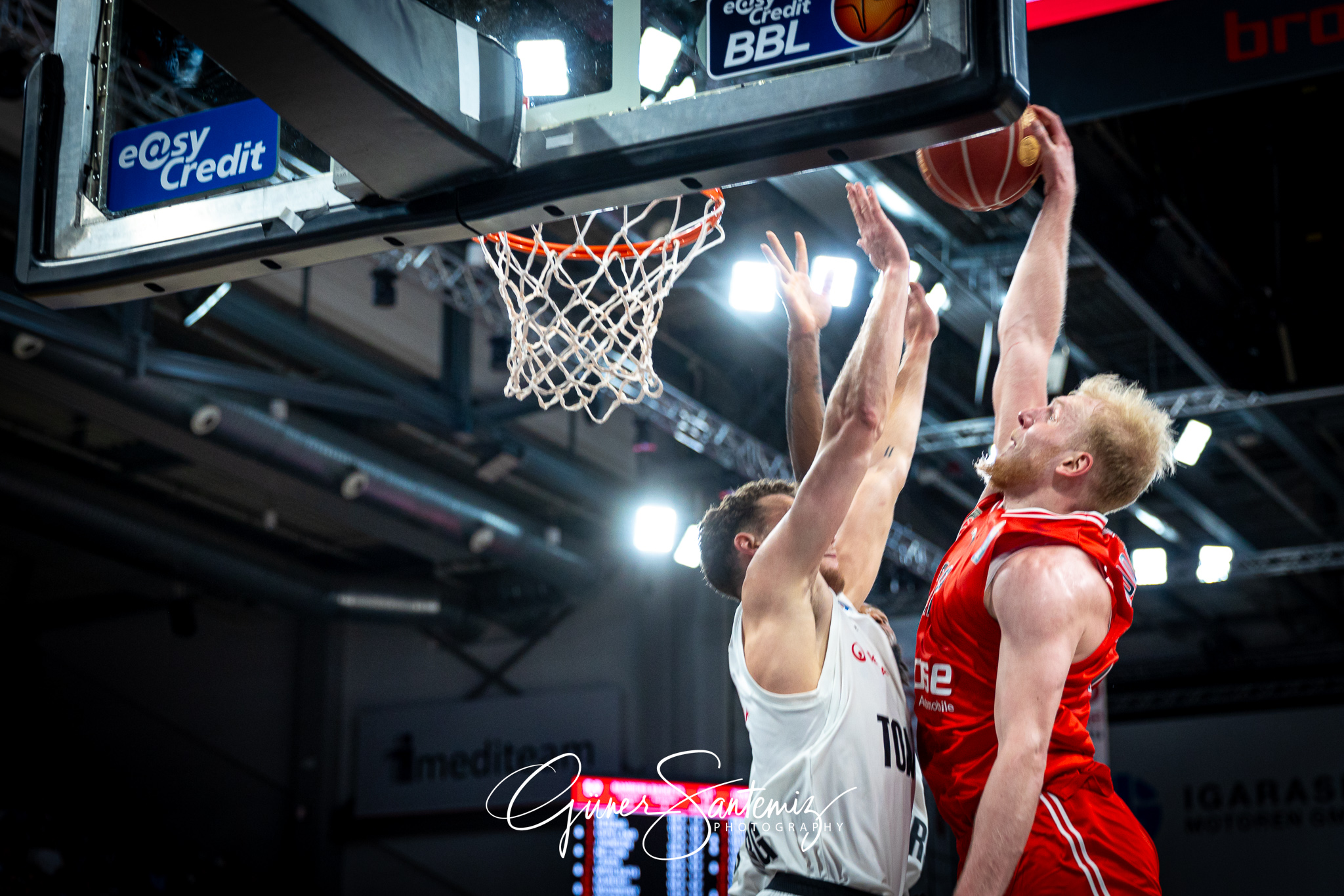 Bamberg Baskets vs. Veolia Hamburg Towers - Basketball - easyCre